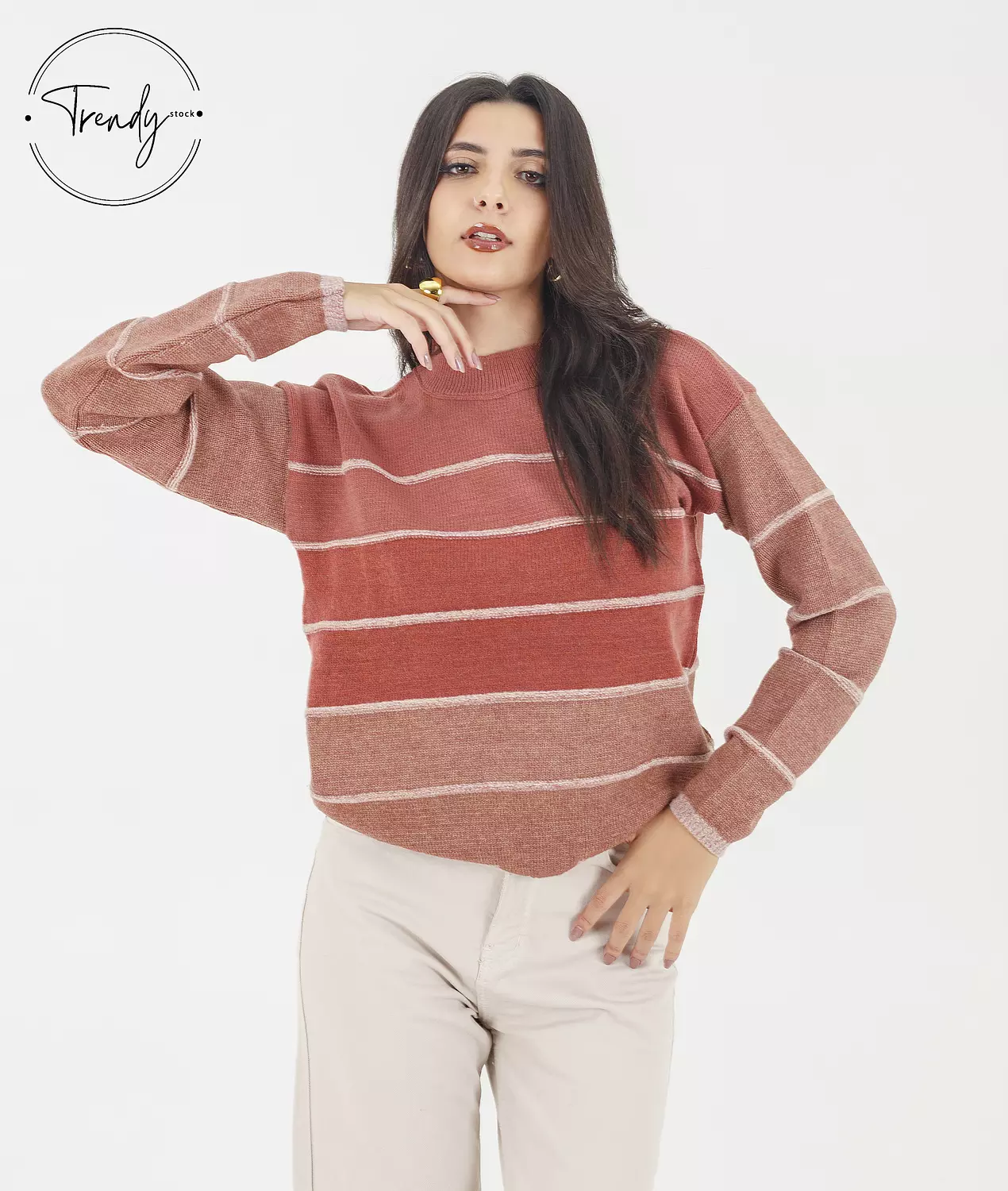 Round Neck Stripped Pullover 1