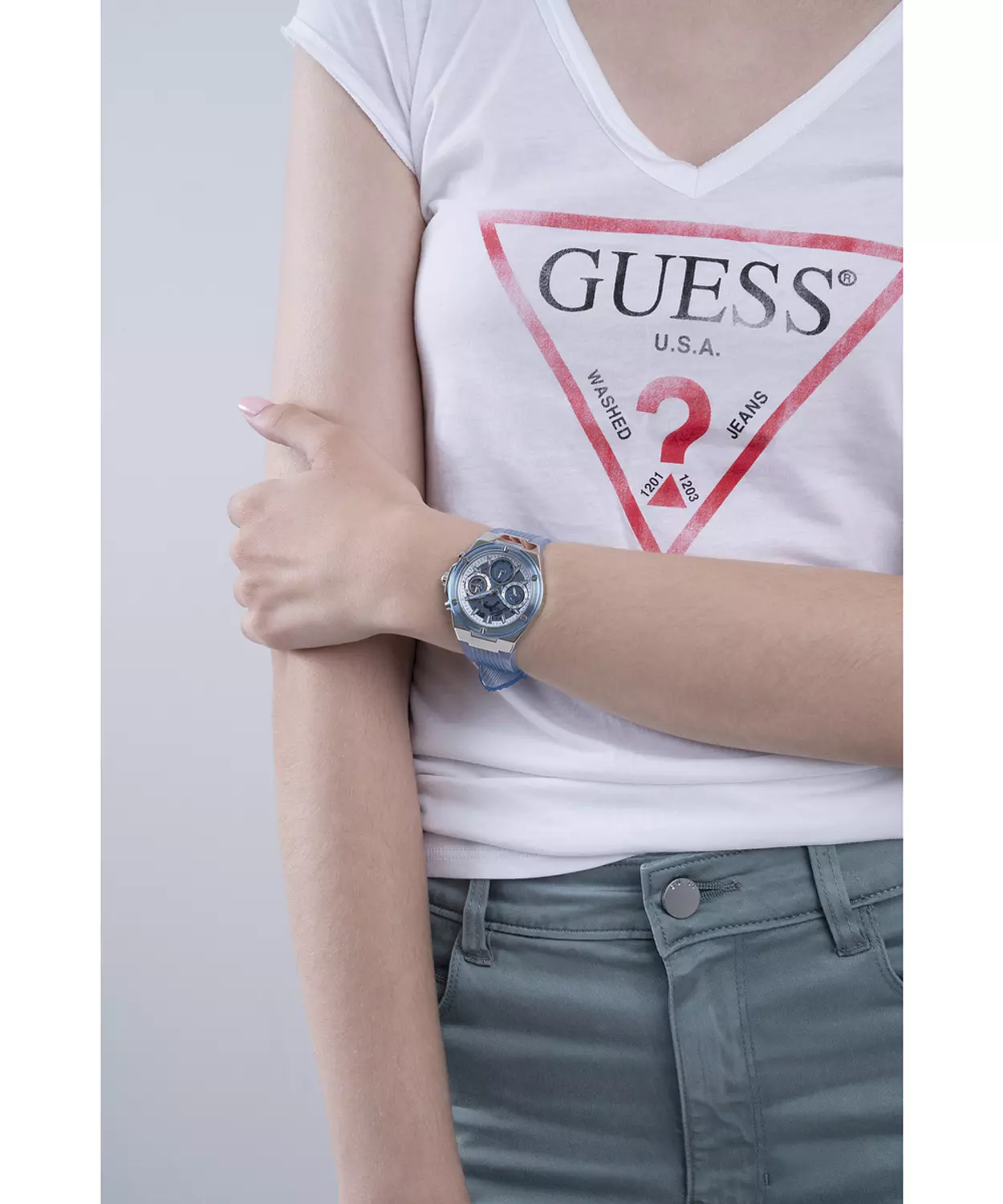 GUESS GW0409L1 ANALOG WATCH  For Women BlueBio-based PU Textured Strap  7