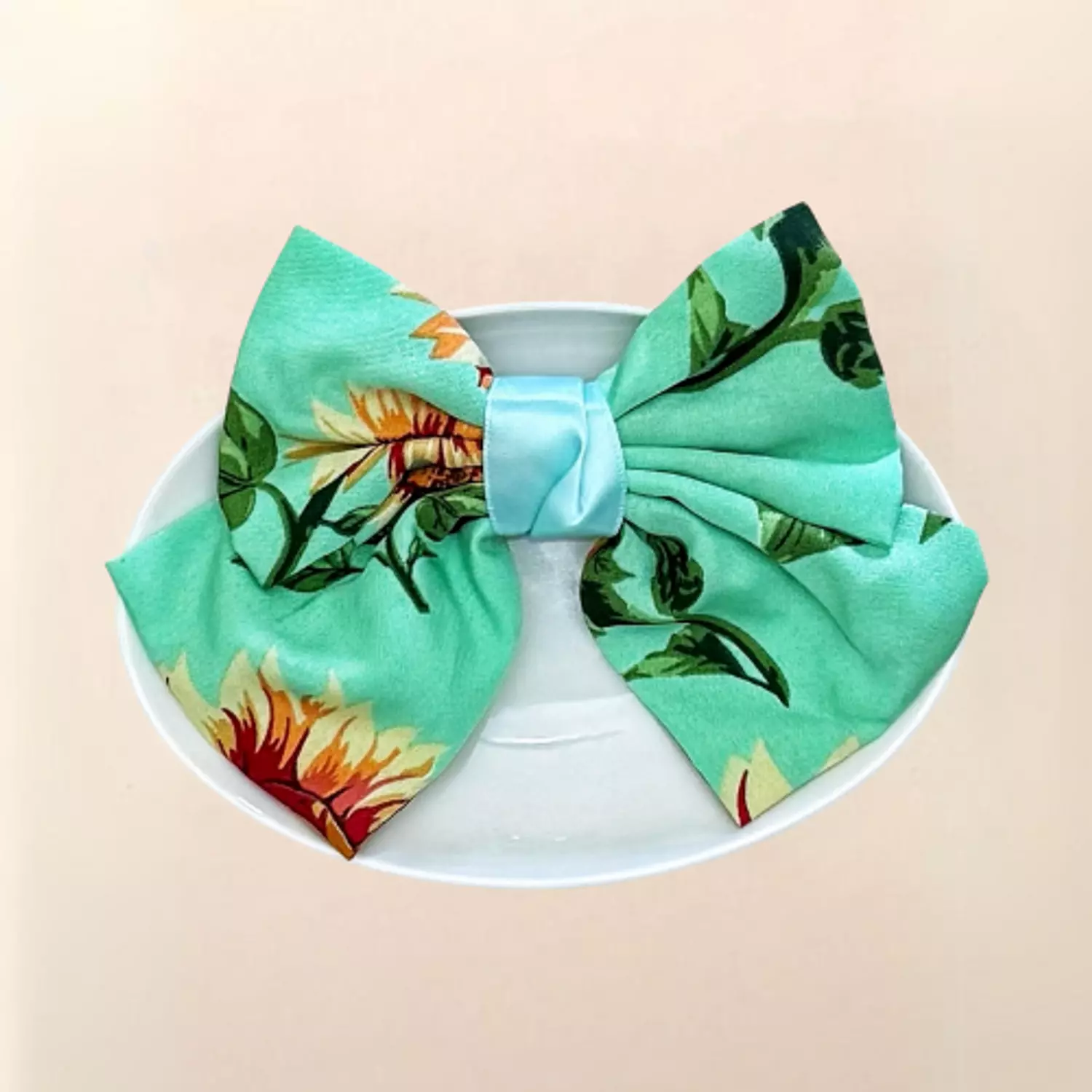 <h3><span style="color: rgb(233, 125, 106)">Hair Pins</span></h3>