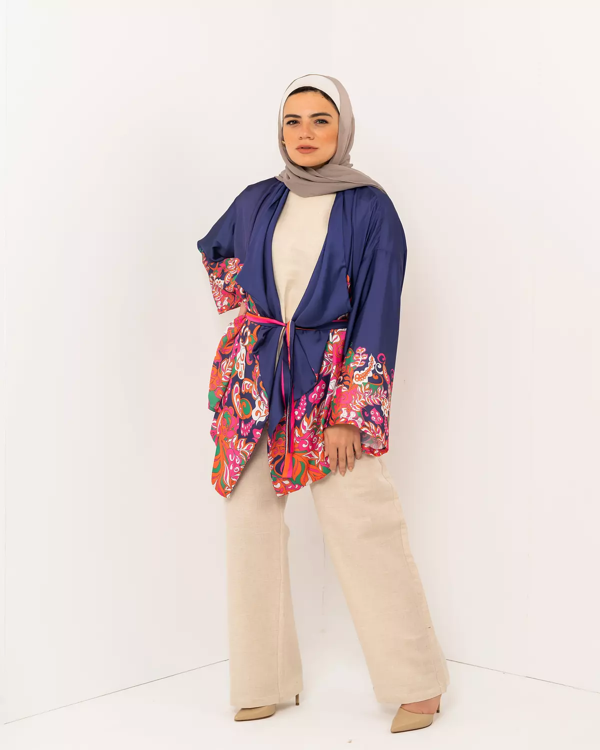 Garden escape short kimono