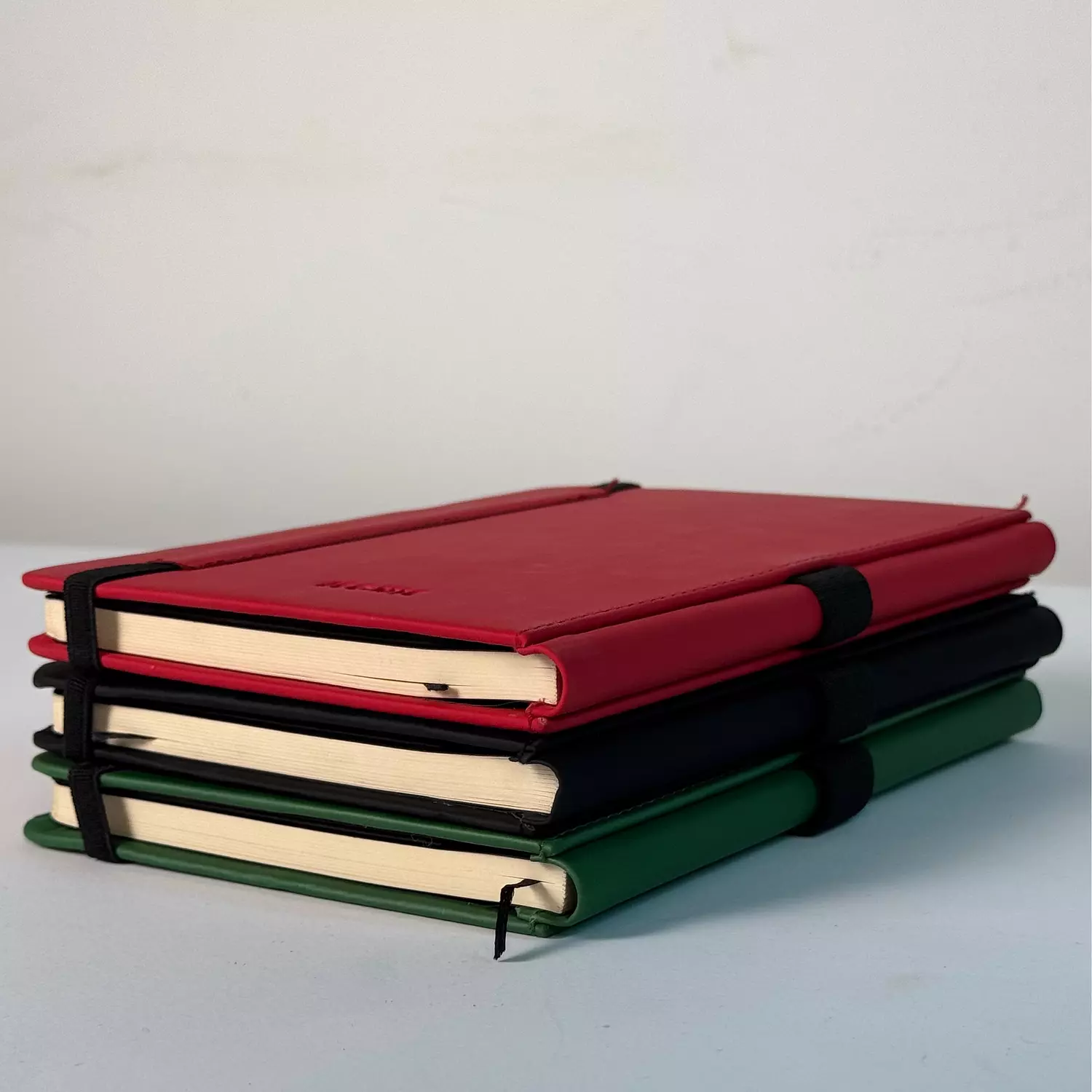 RED PLANNER 6