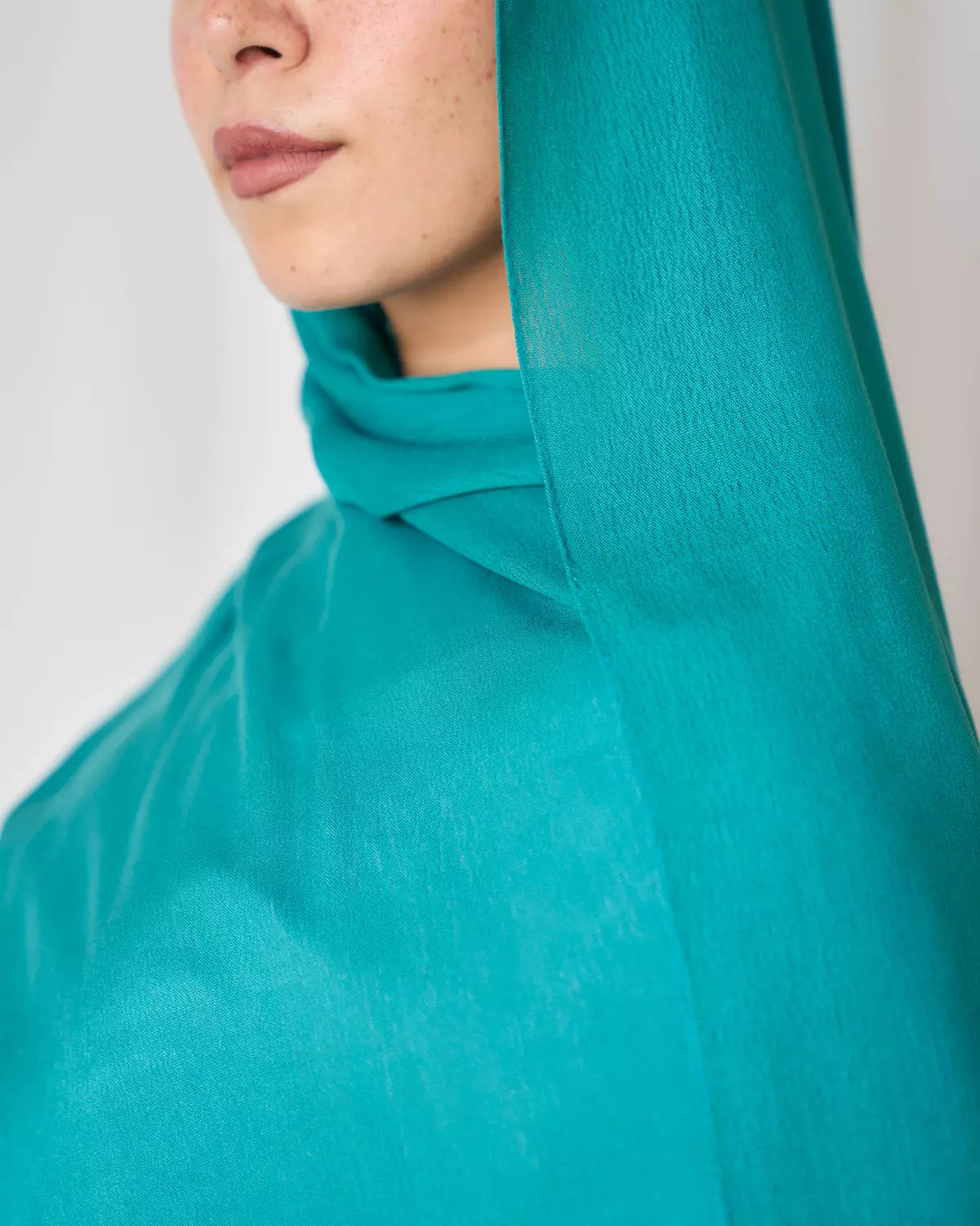 Turquoise Crinkle Modal 2