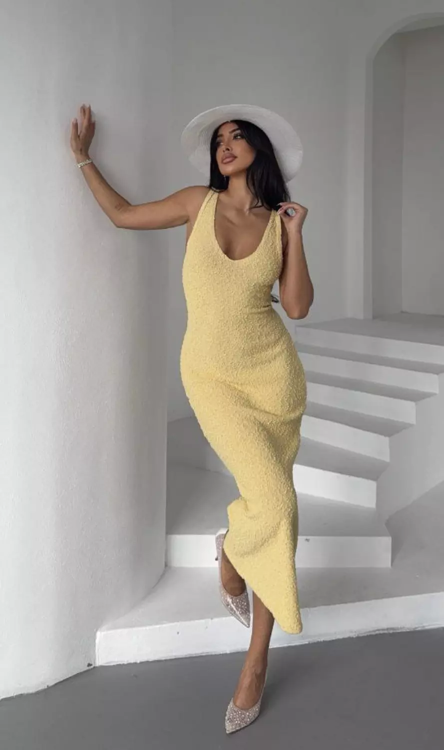 Buana Dress hover image