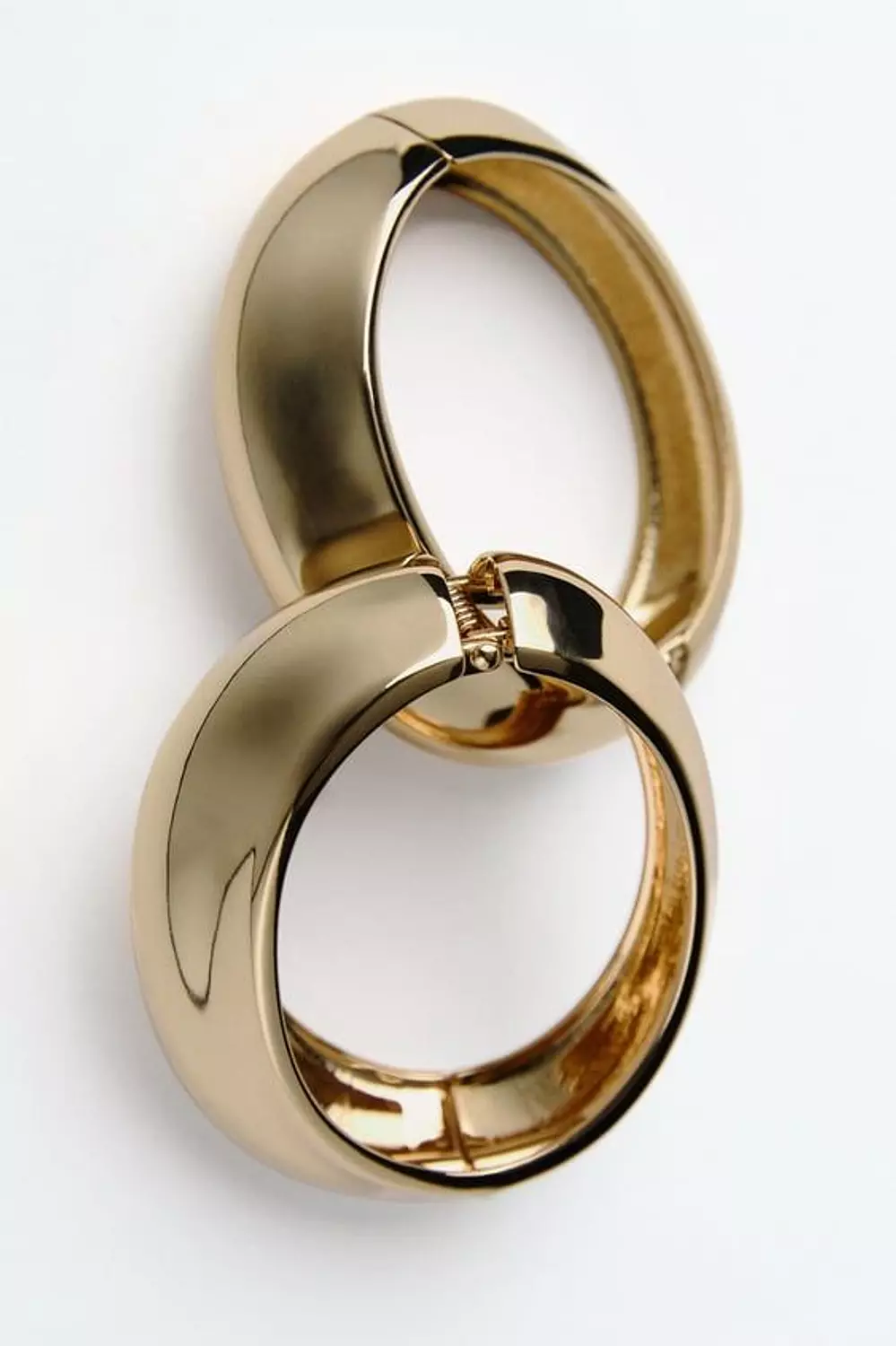 Chunky bangle C201 hover image
