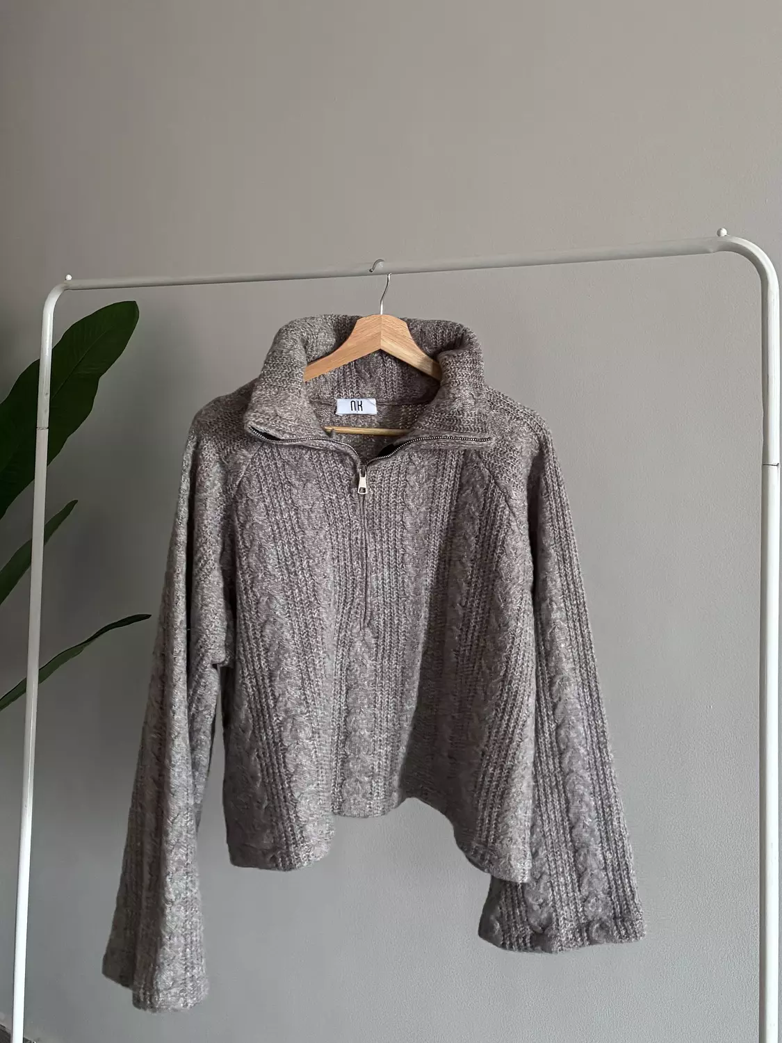 Sweater Beige  image