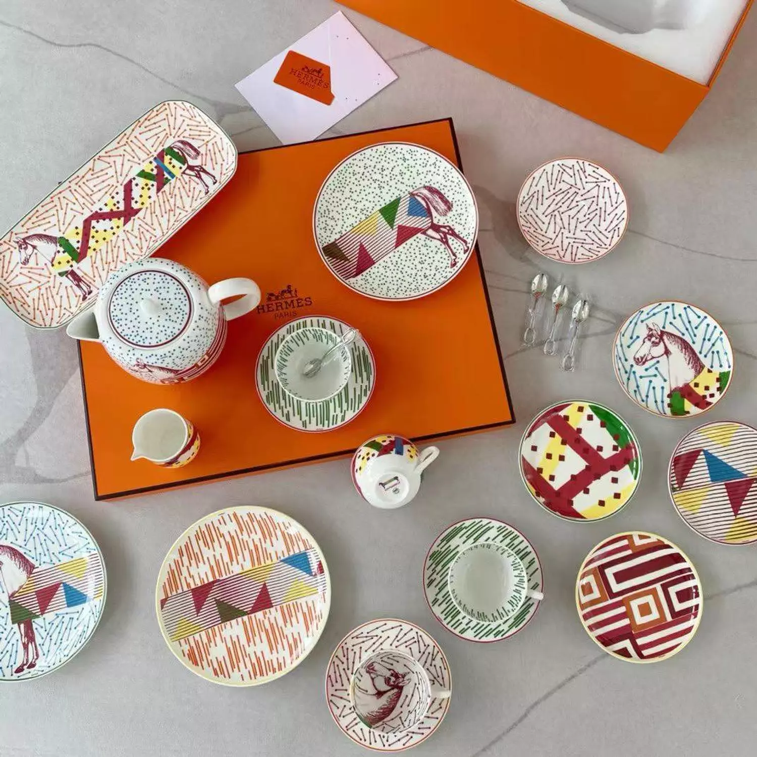 Hermès Hippomobile porcelain tea set 5