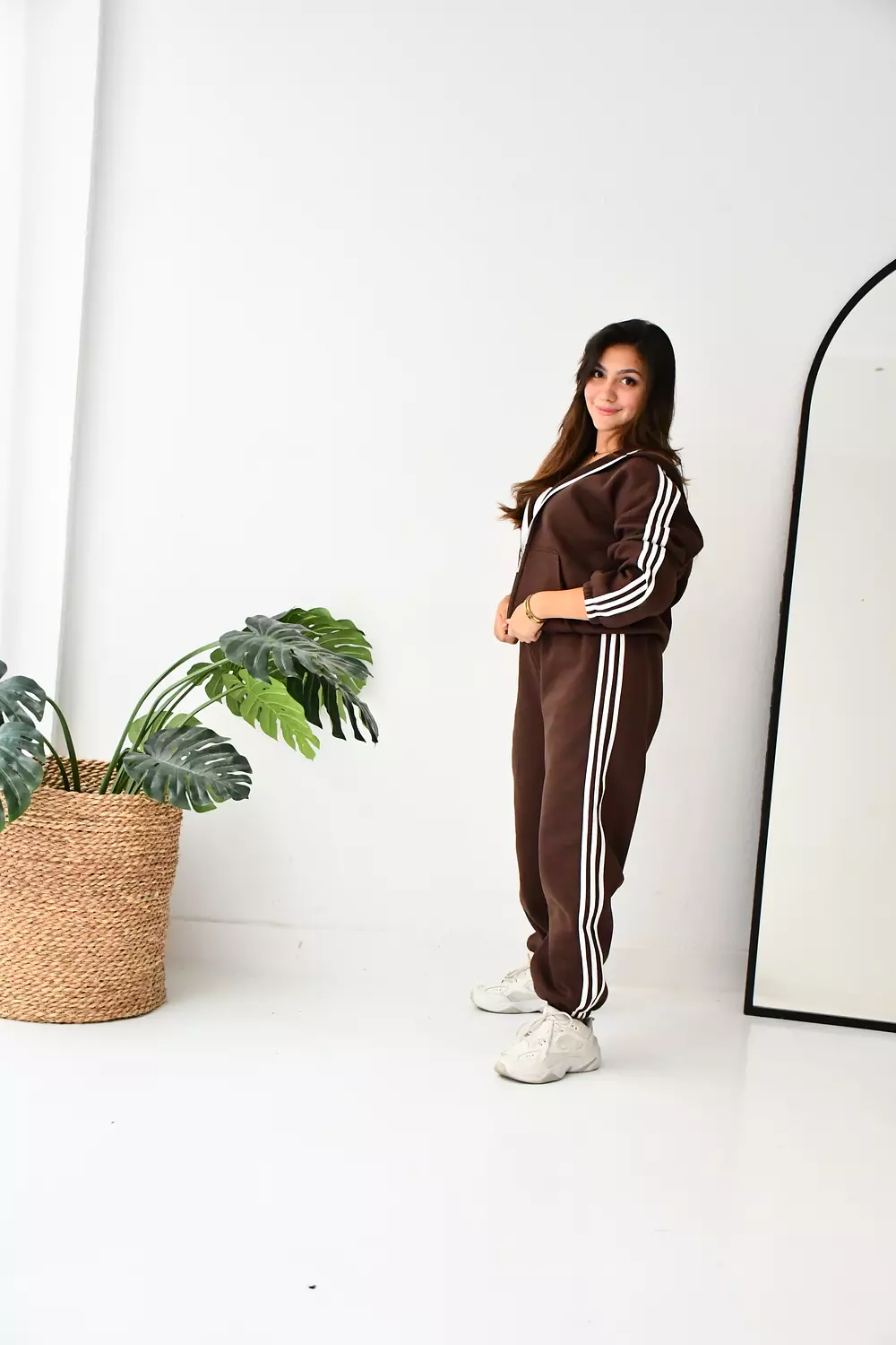 Brown tracking suit  3