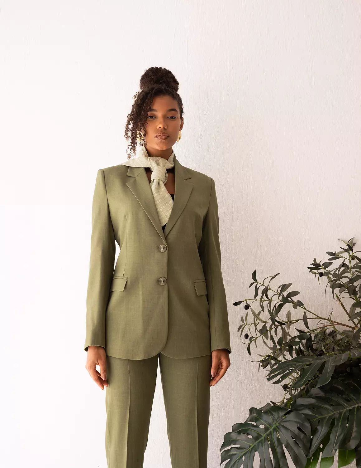 Olive Glamour straight blazer image