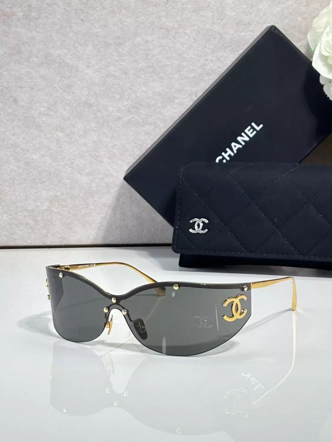 Chanel glass  image