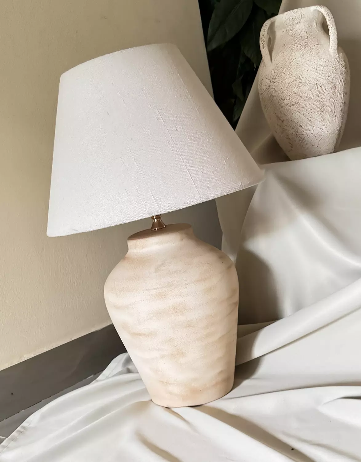 Royal Touch Table Lamp 3