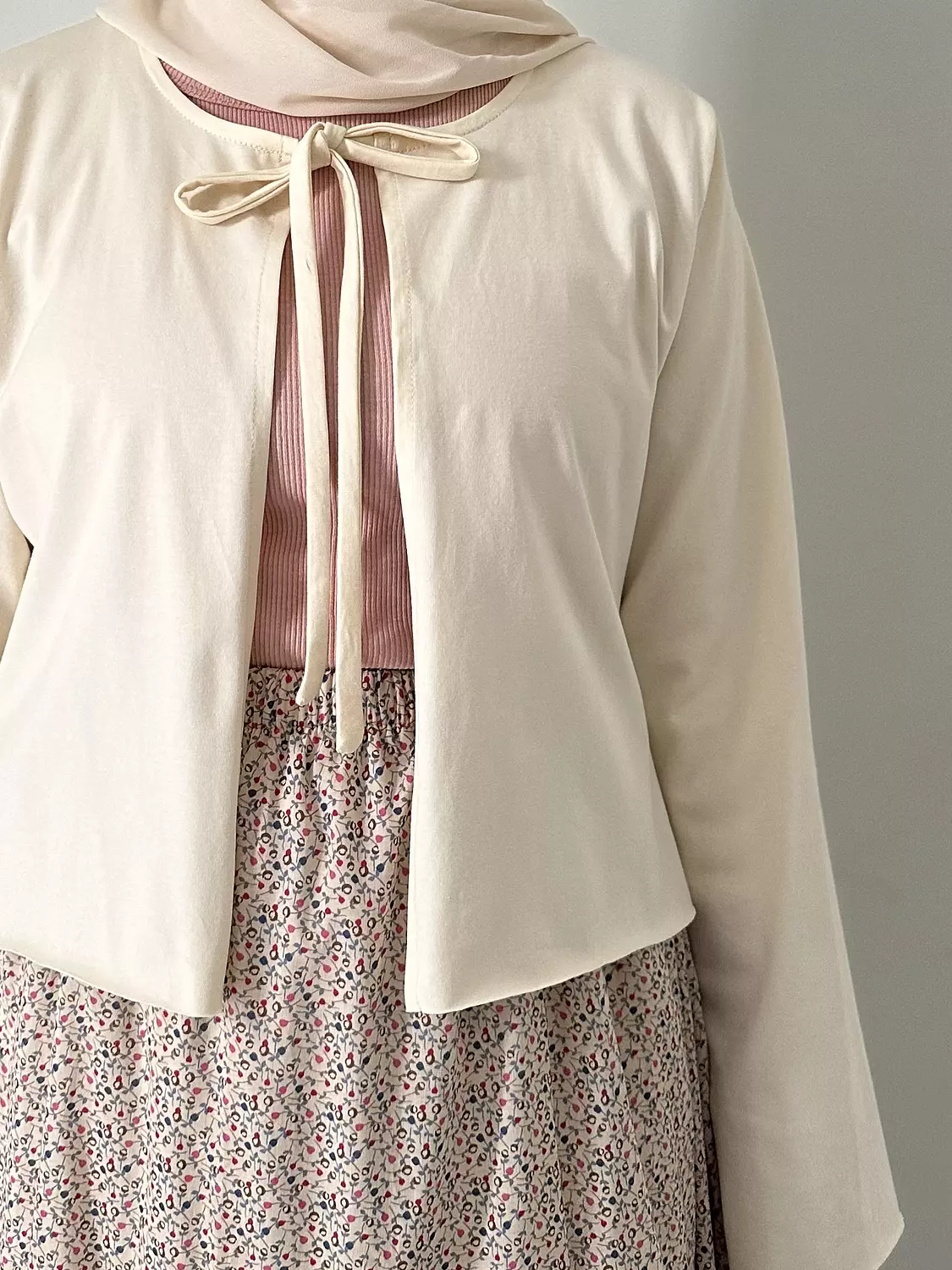Cotton bolero with one tie strap (T)  1