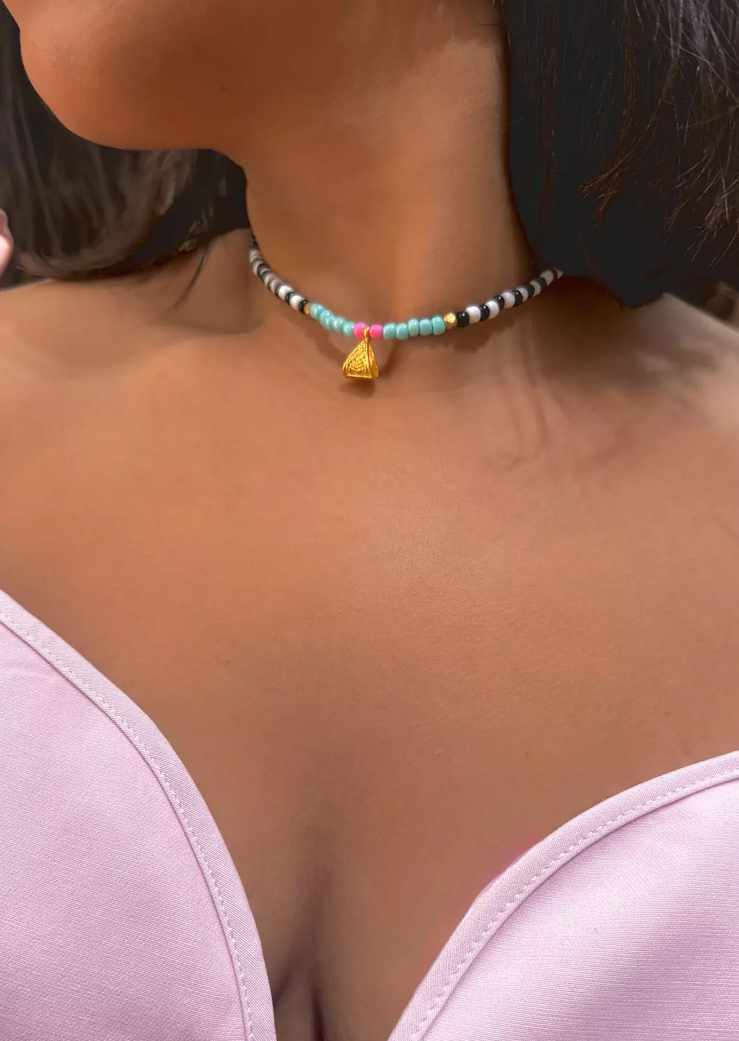 Colored beads choker necklace image
