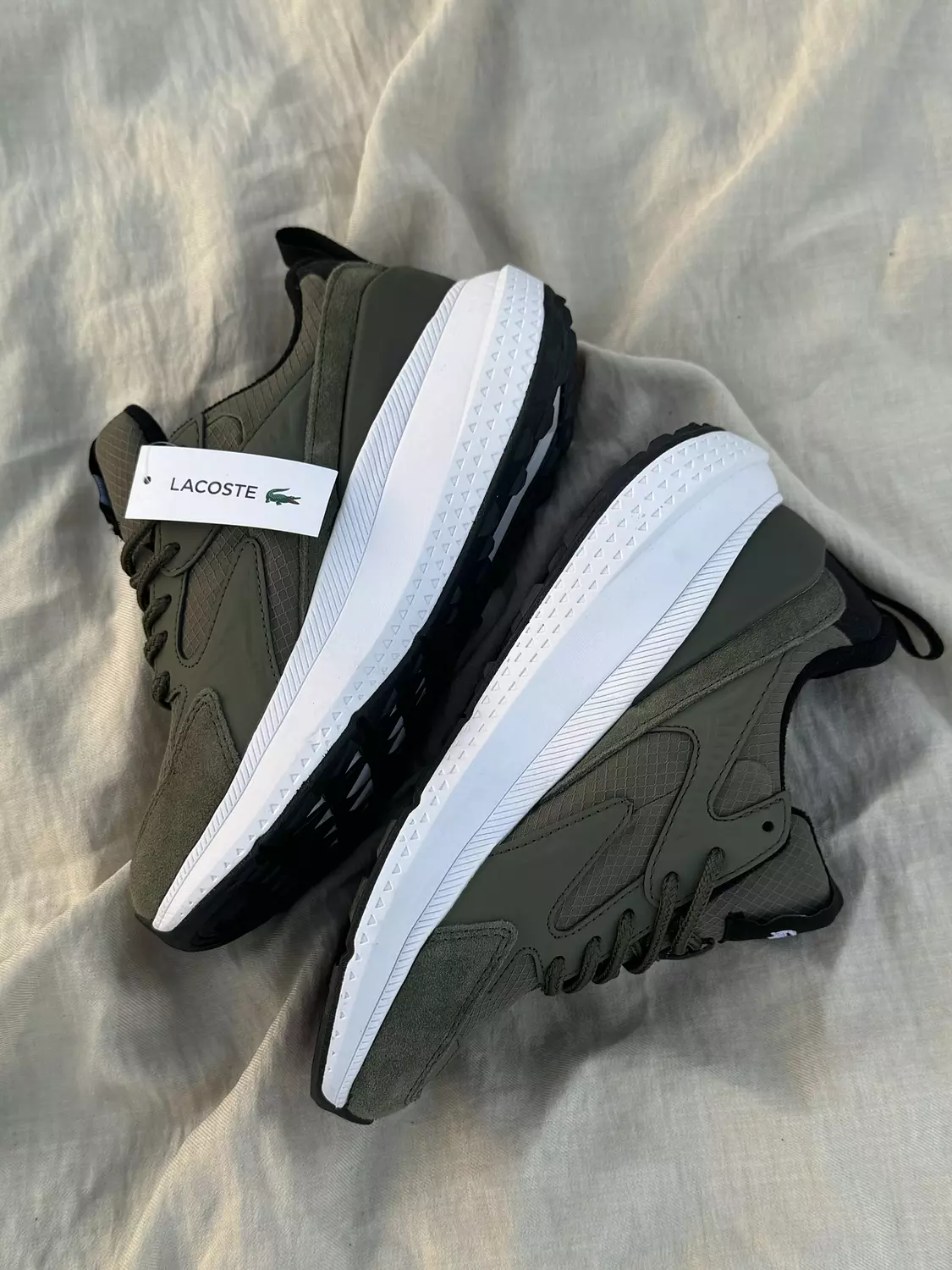 Lacoste l003 neo  1