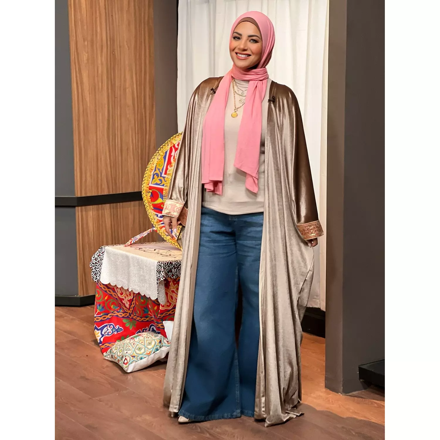 Besht Fatena hover image