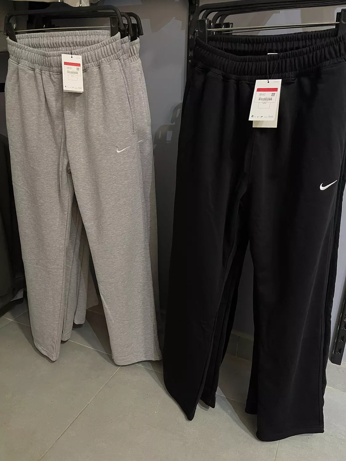 Wide leg nike 9