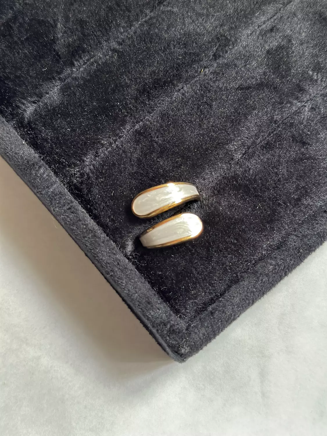Cross White Stone Ring 2