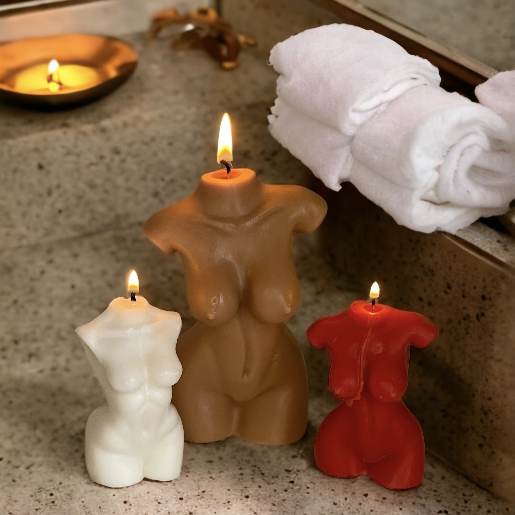 <p><strong><span style="color: rgb(18, 17, 24)">Large Curvy Queen</span></strong></p>