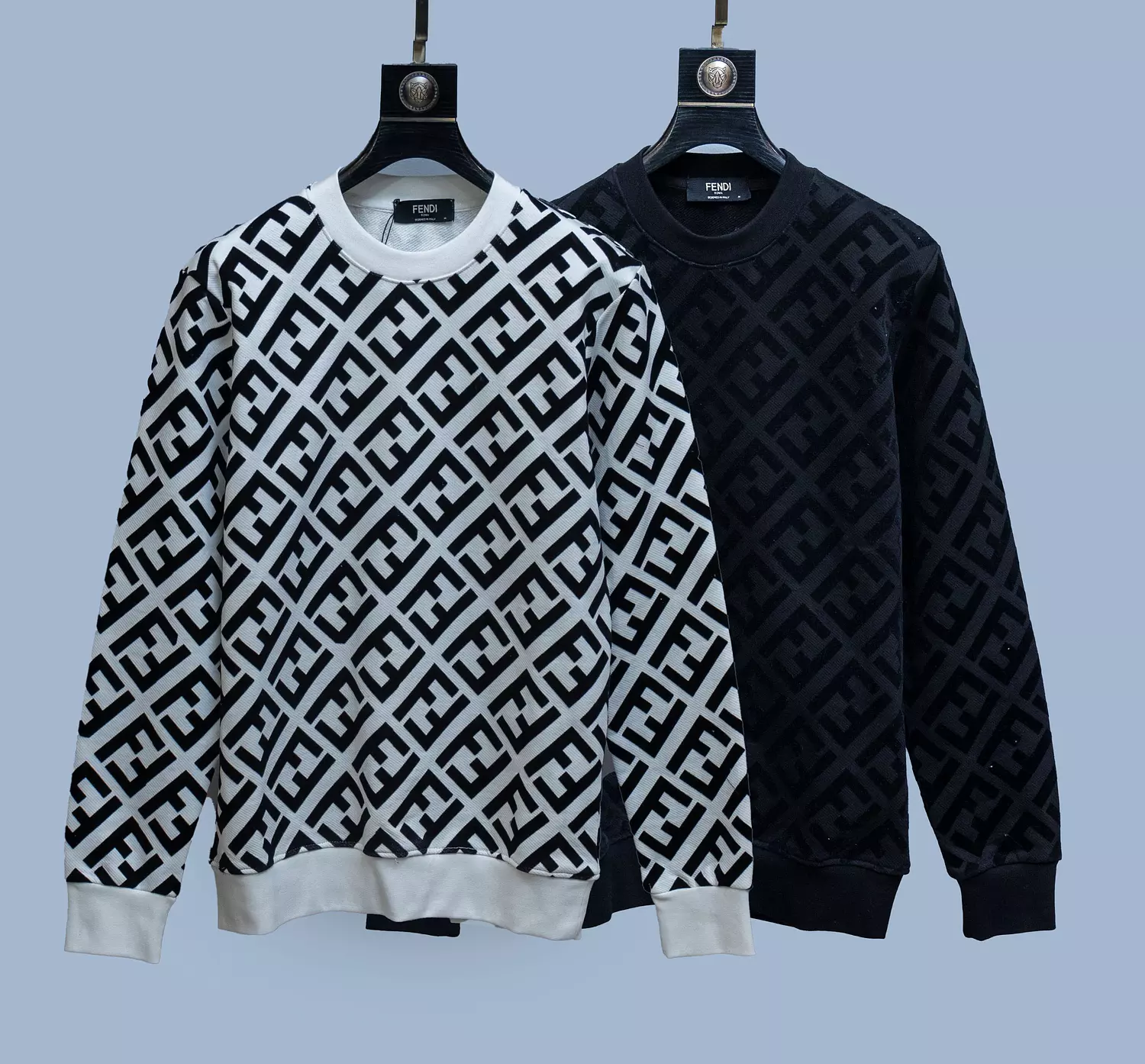 FENDI SWEARSHIRT \ 1790 2