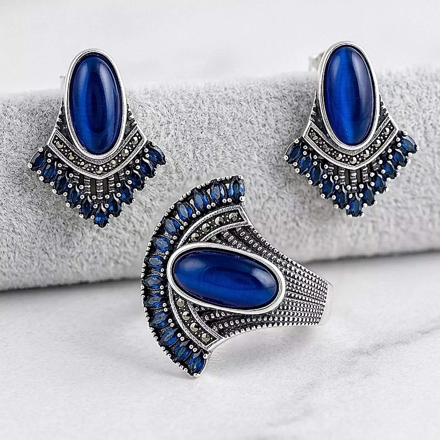 Royal blue image