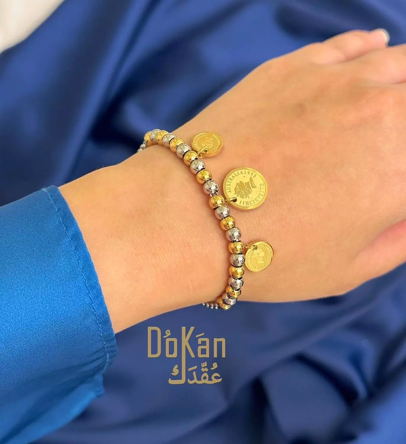 Three coins bracelet 