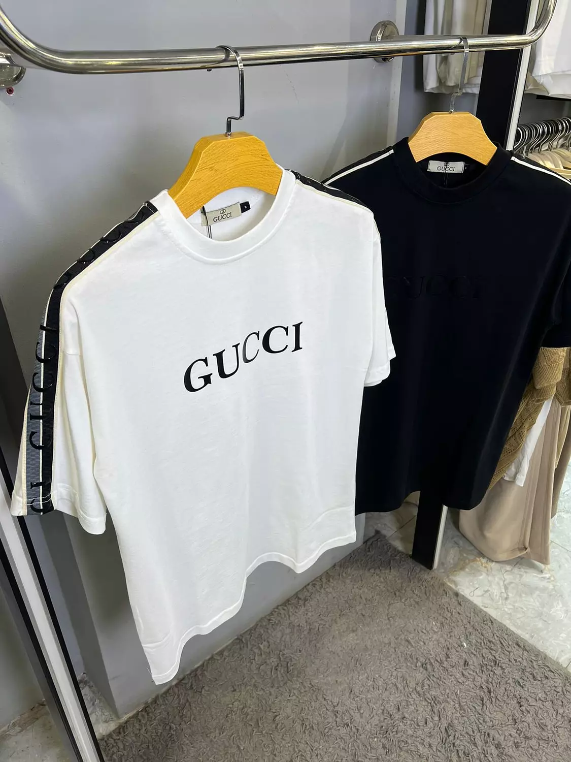 GUCCI TSHIRT / 1484 7