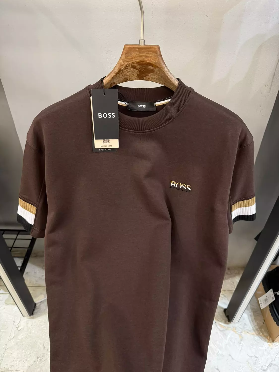 BOSS TSHIRT \ 2382  hover image