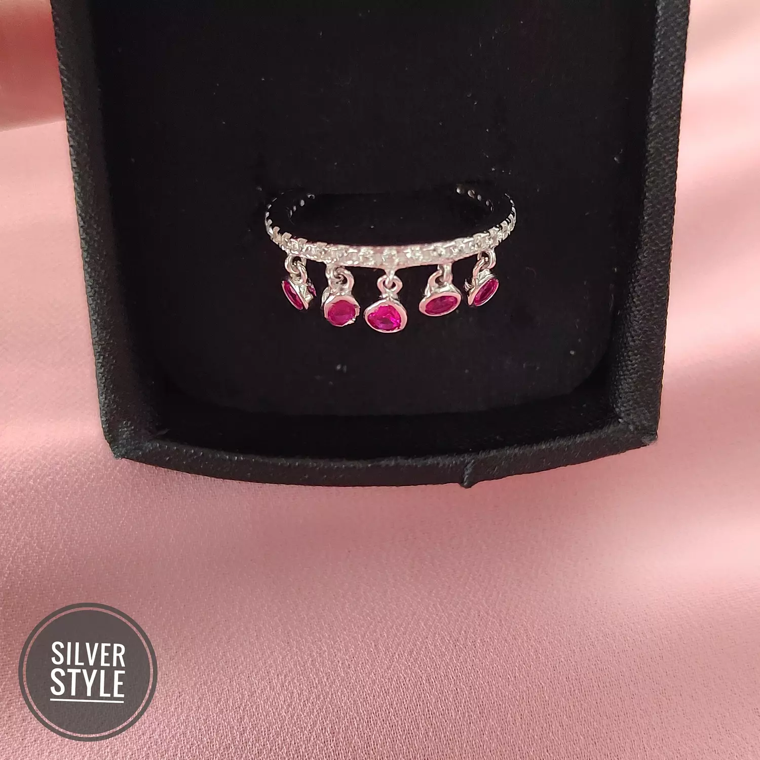 Stylish fushia Ring 1