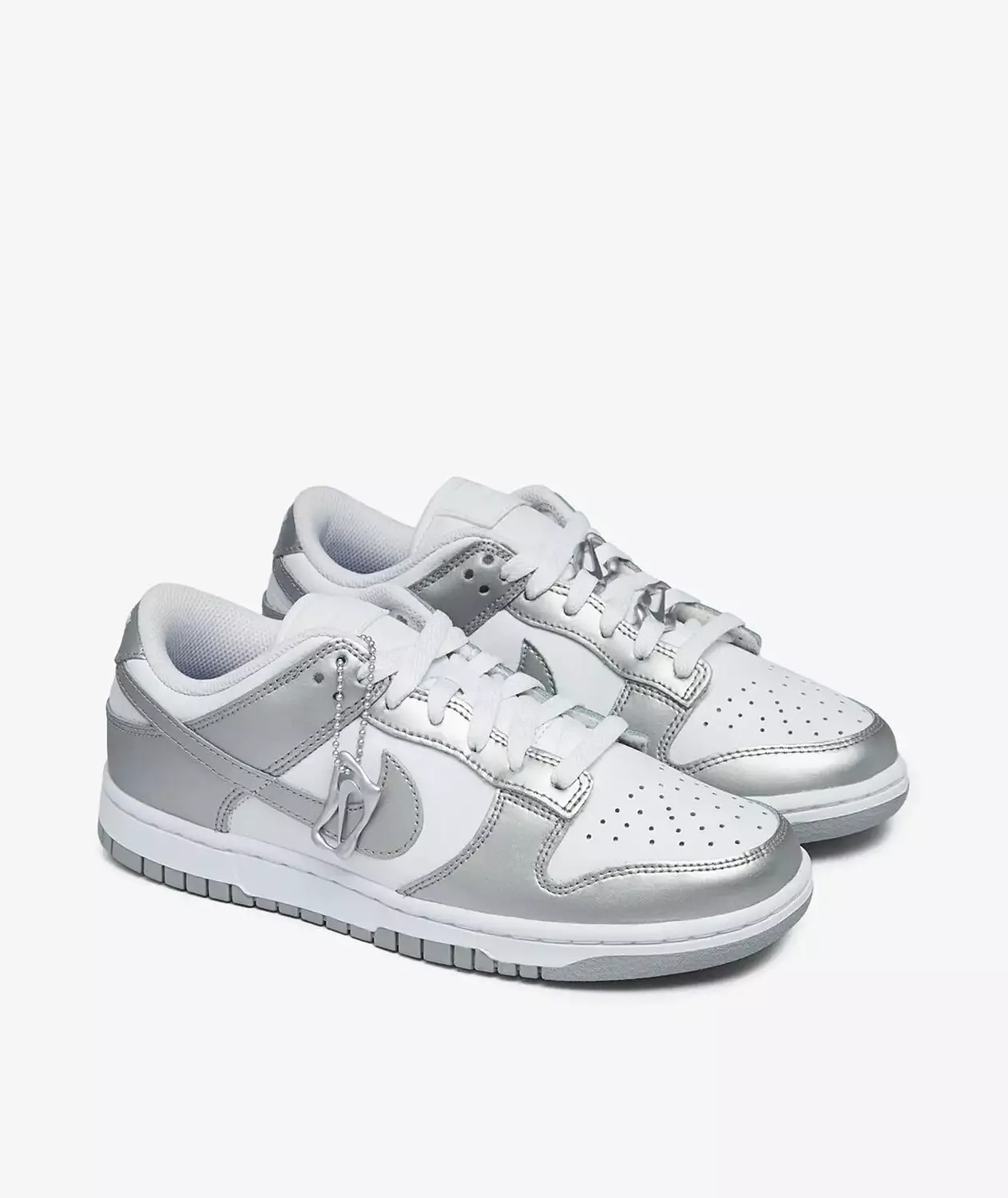 Nike Dunk Low Metallic Silver white 1