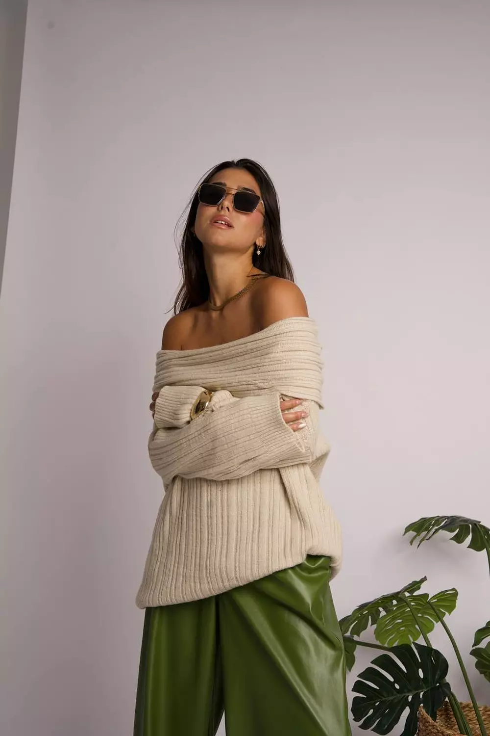 Oversized Off-shoulder Sweater  15