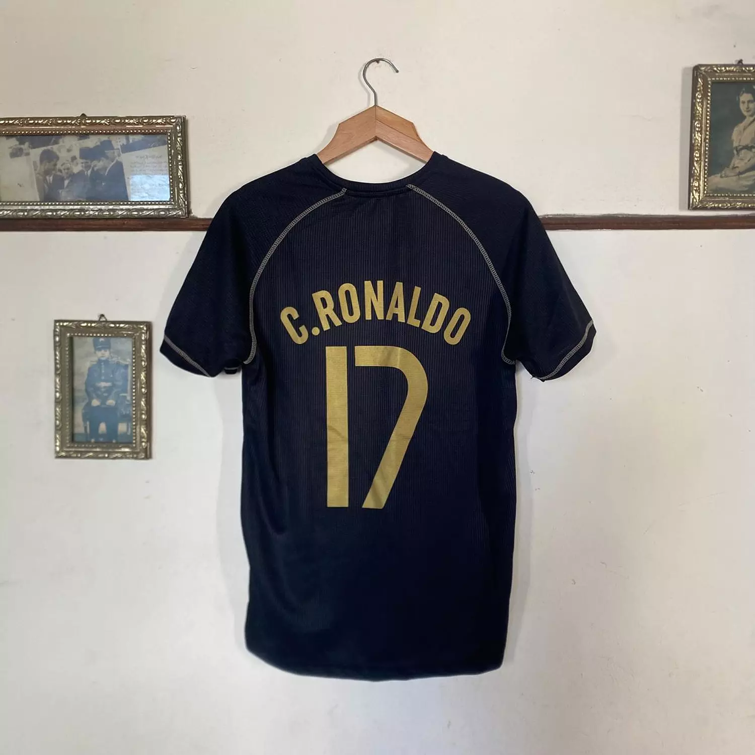 Portugal 2006 Away Jersey hover image