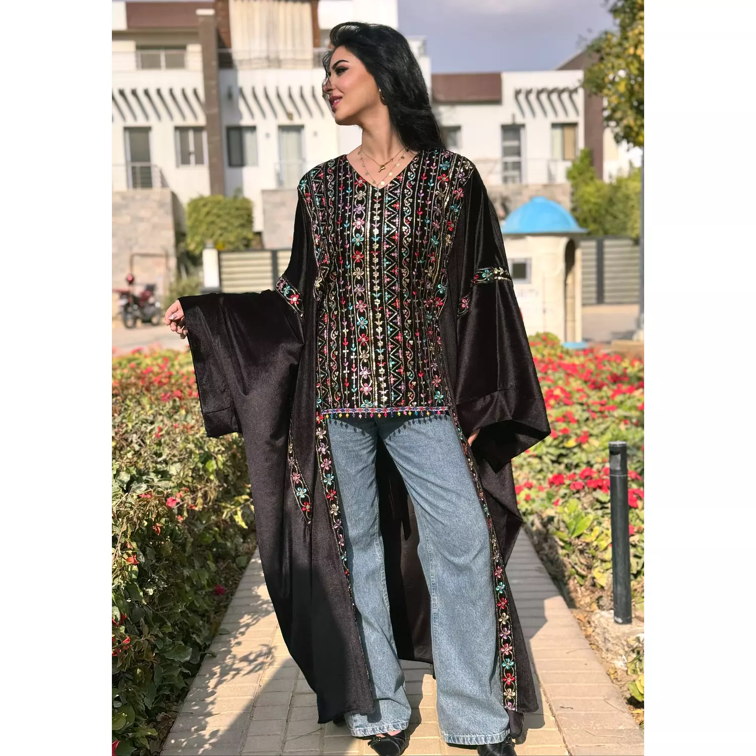 Velvet embroidery kaftan 2-2nd-img