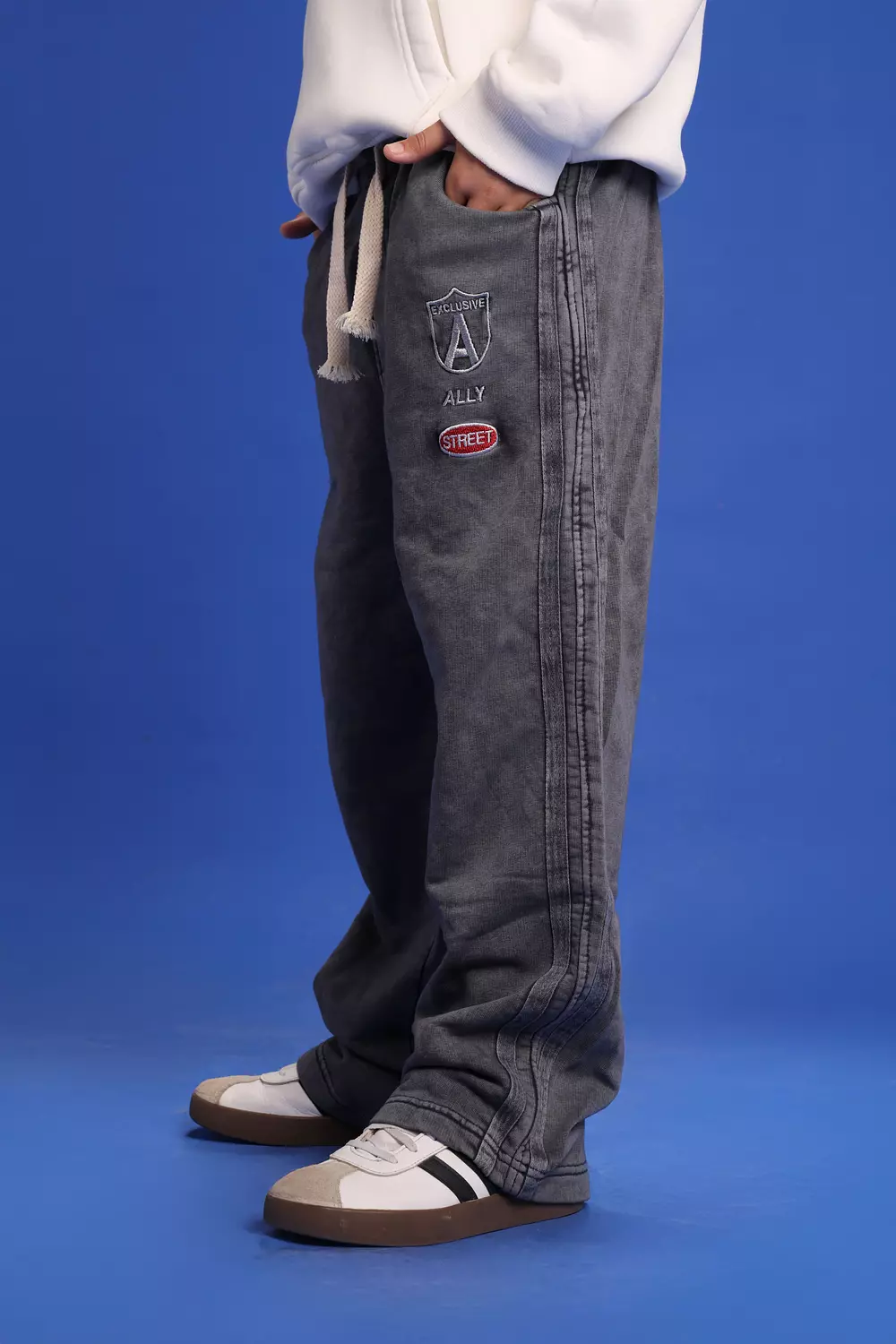 Acid washed MI6 hover image