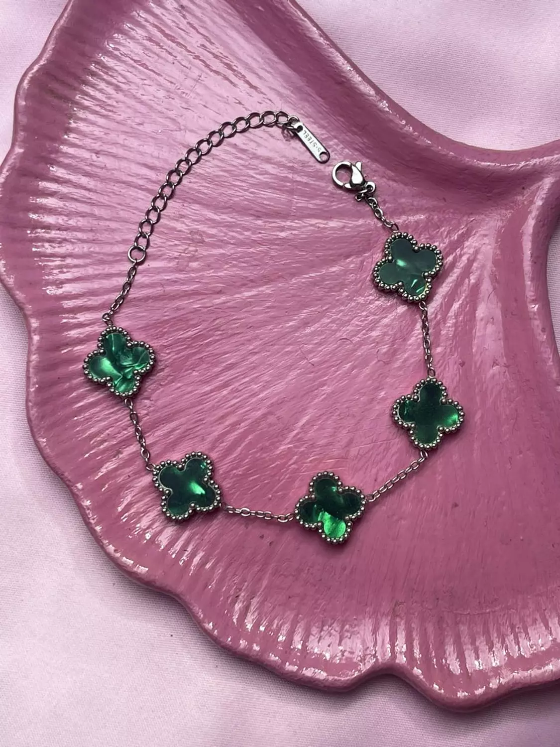 Silver Van Cleef hover image