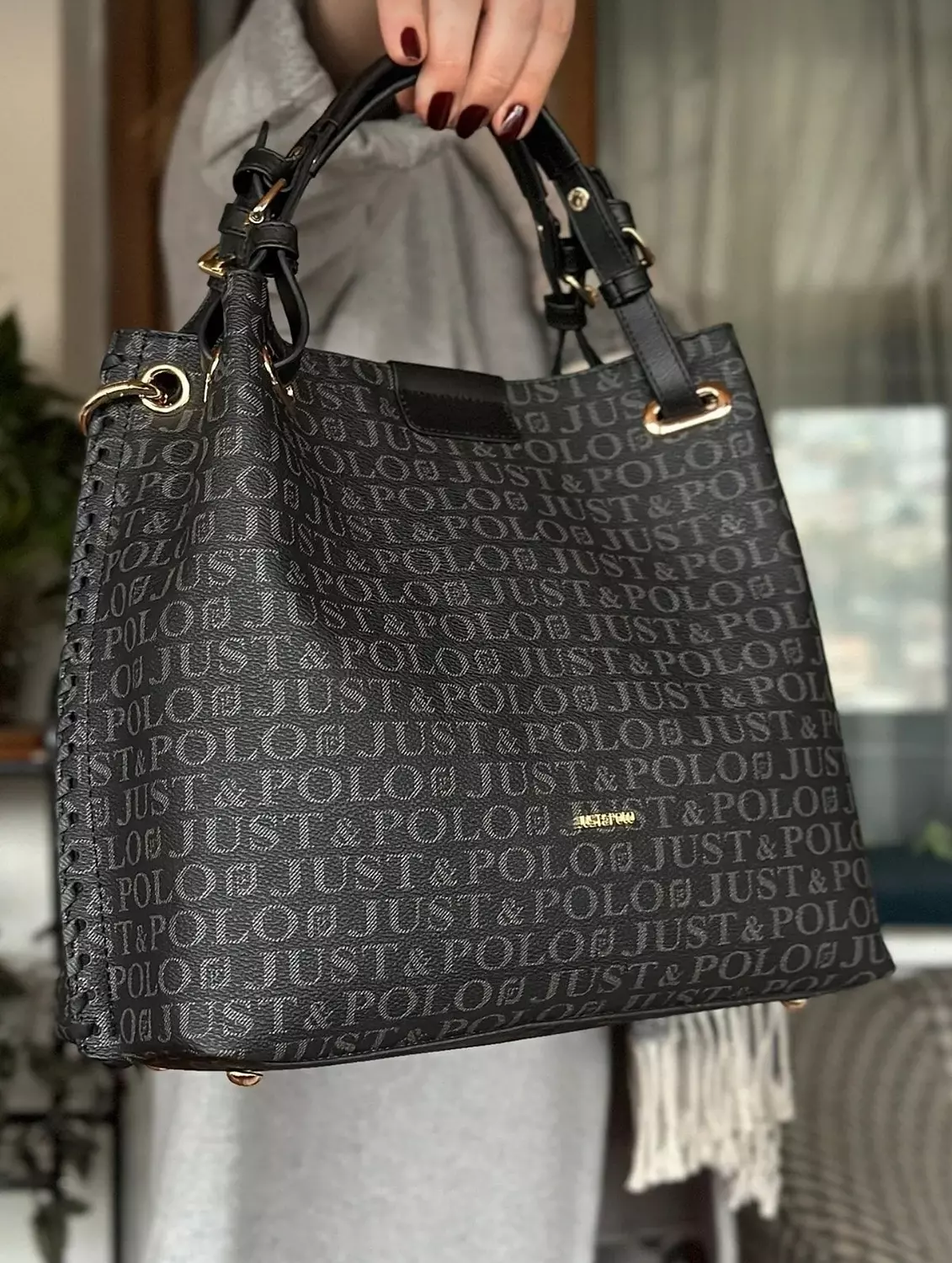 Elegant black Tote by just&polo 2