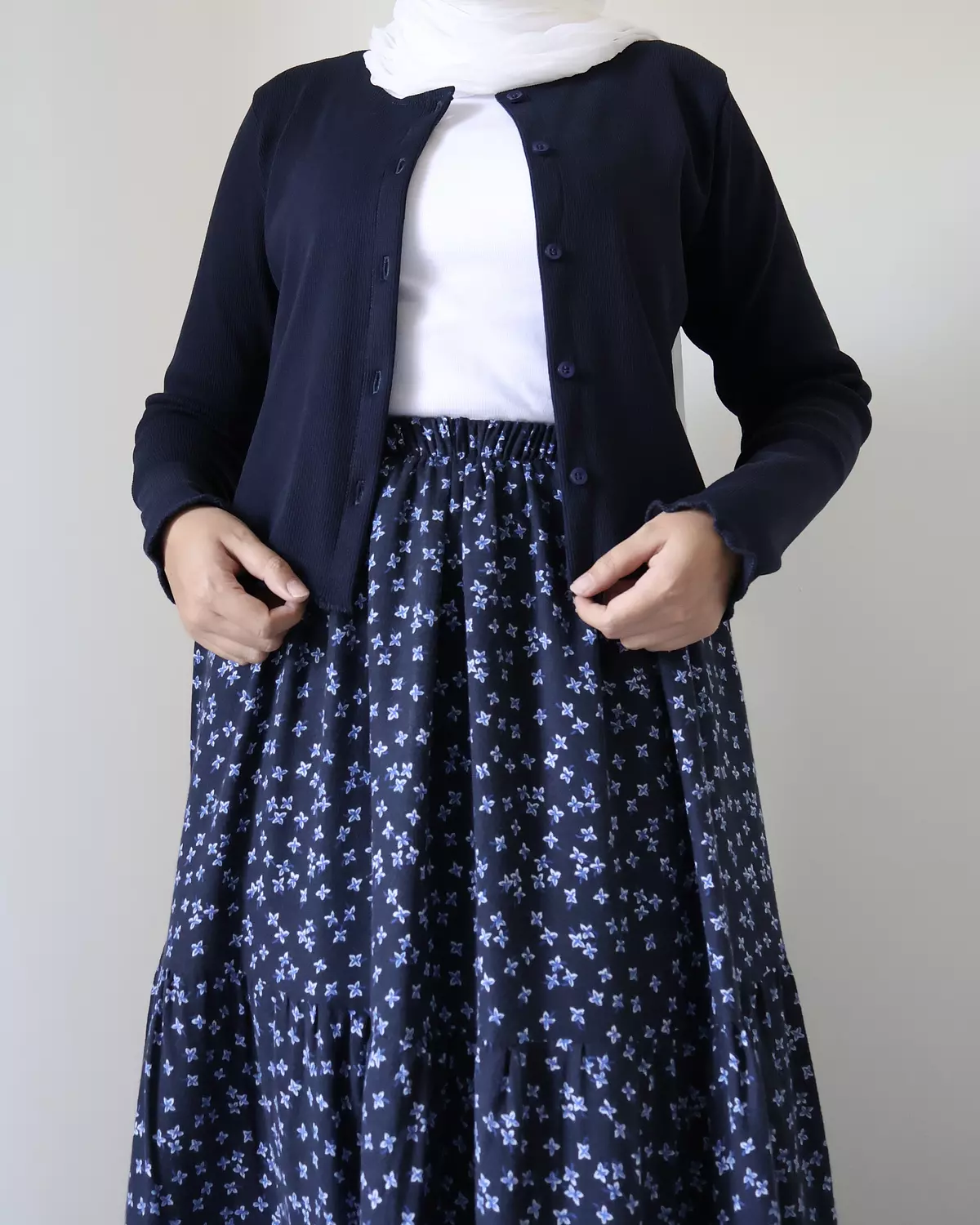 Dark Blue Flora Levoil Linen Skirt 1