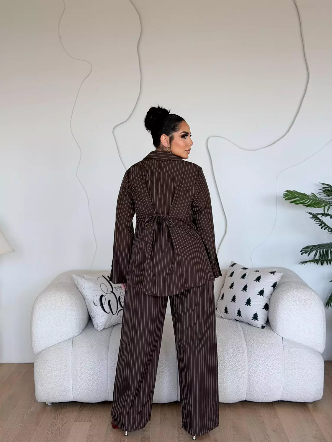 Axis Pinstripe Set In Brown 2