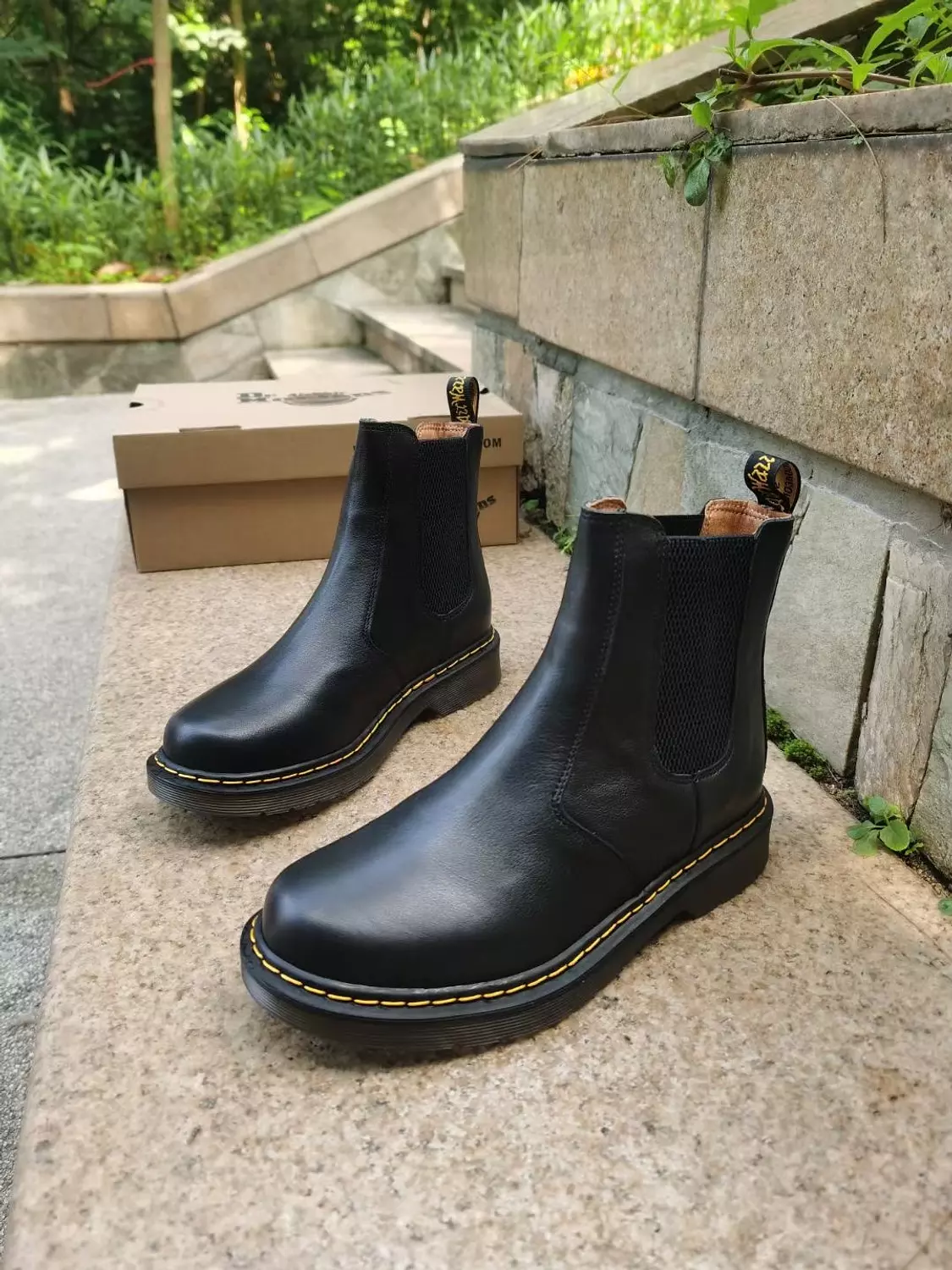 Dr martens image