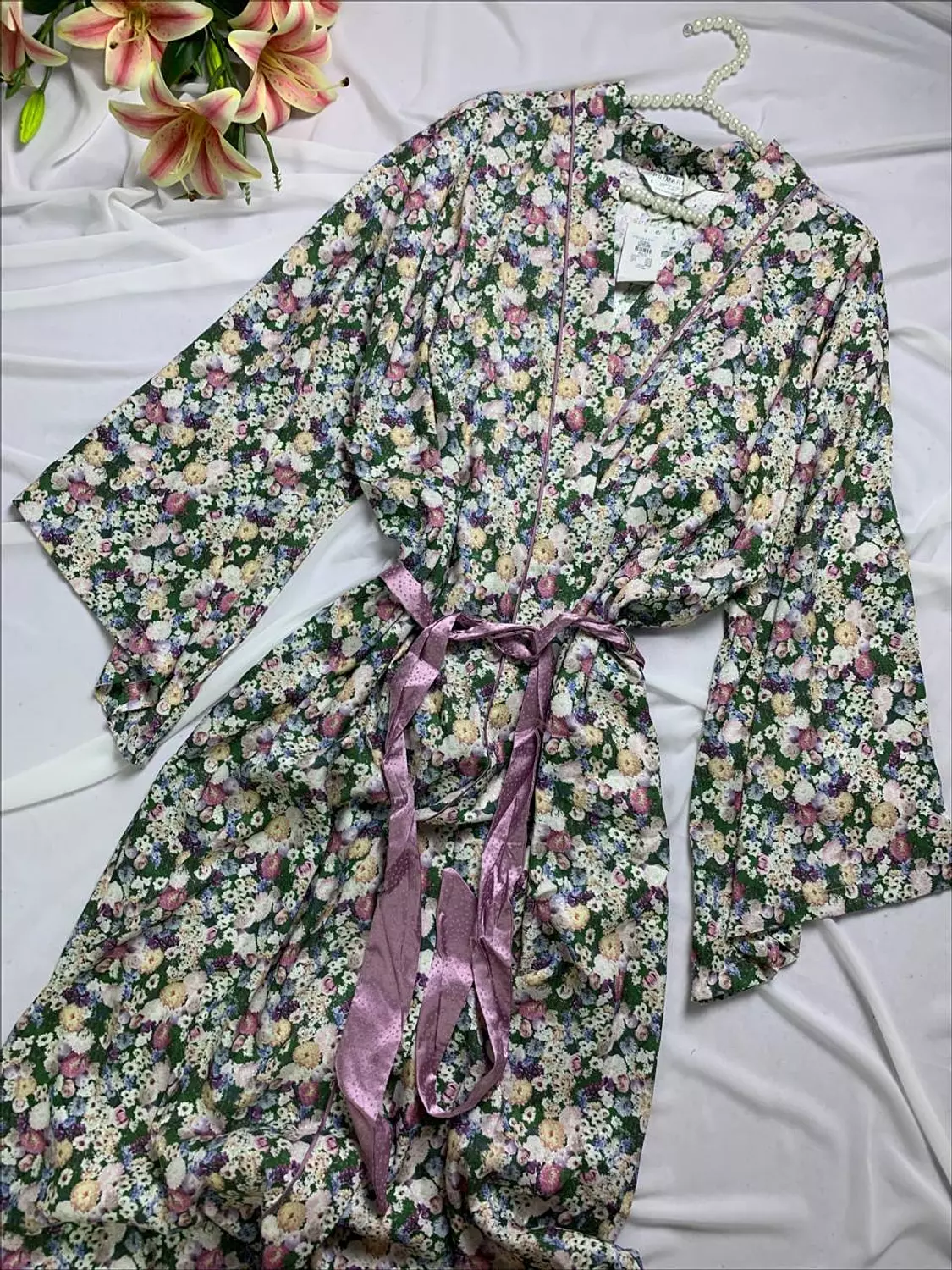 Maxi satin floral kimono robe from Primark hover image