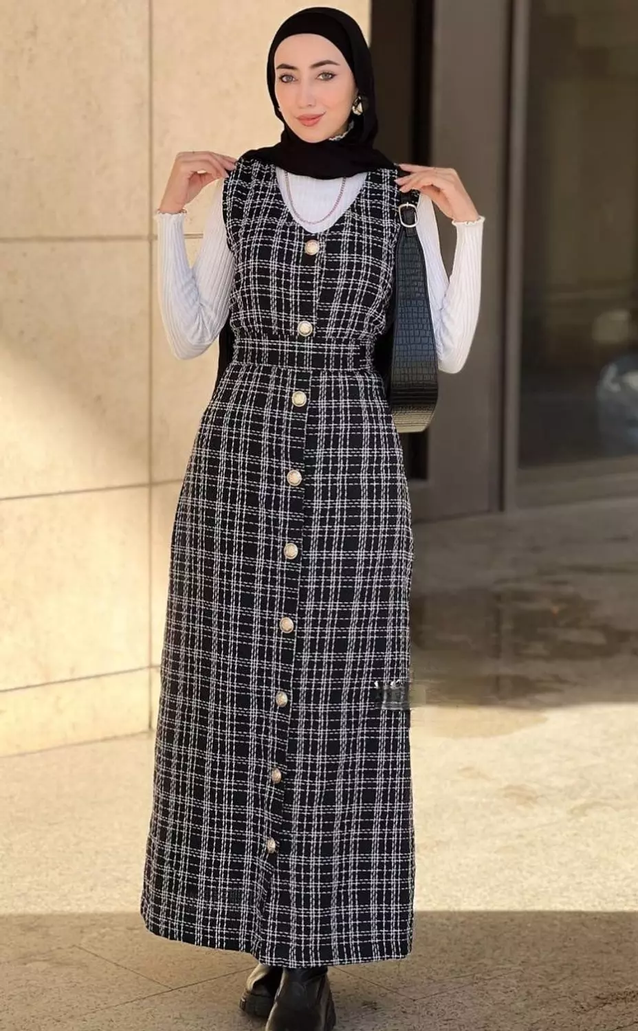 Elegant look image