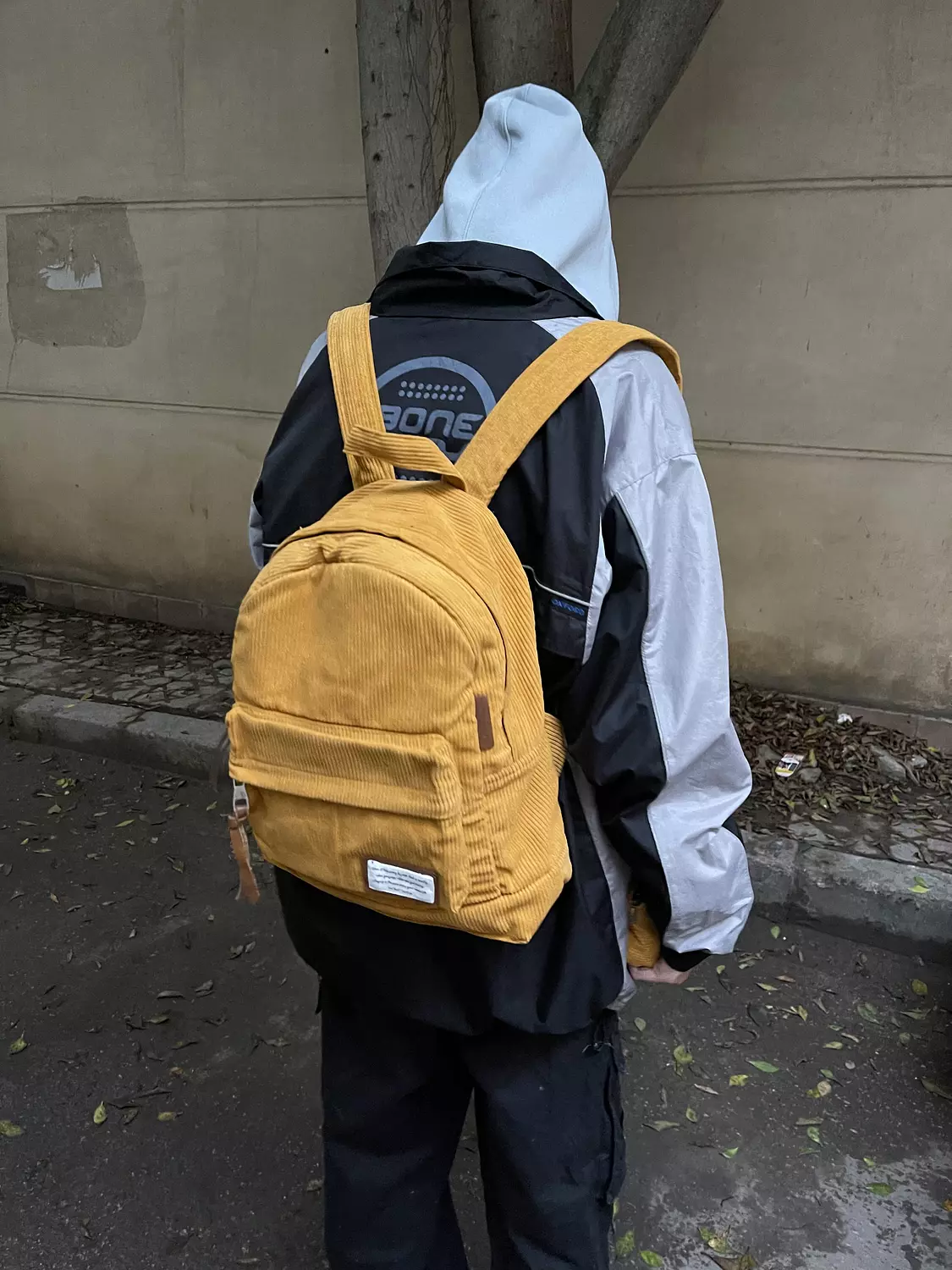 Velvet back bag - Mustard 2