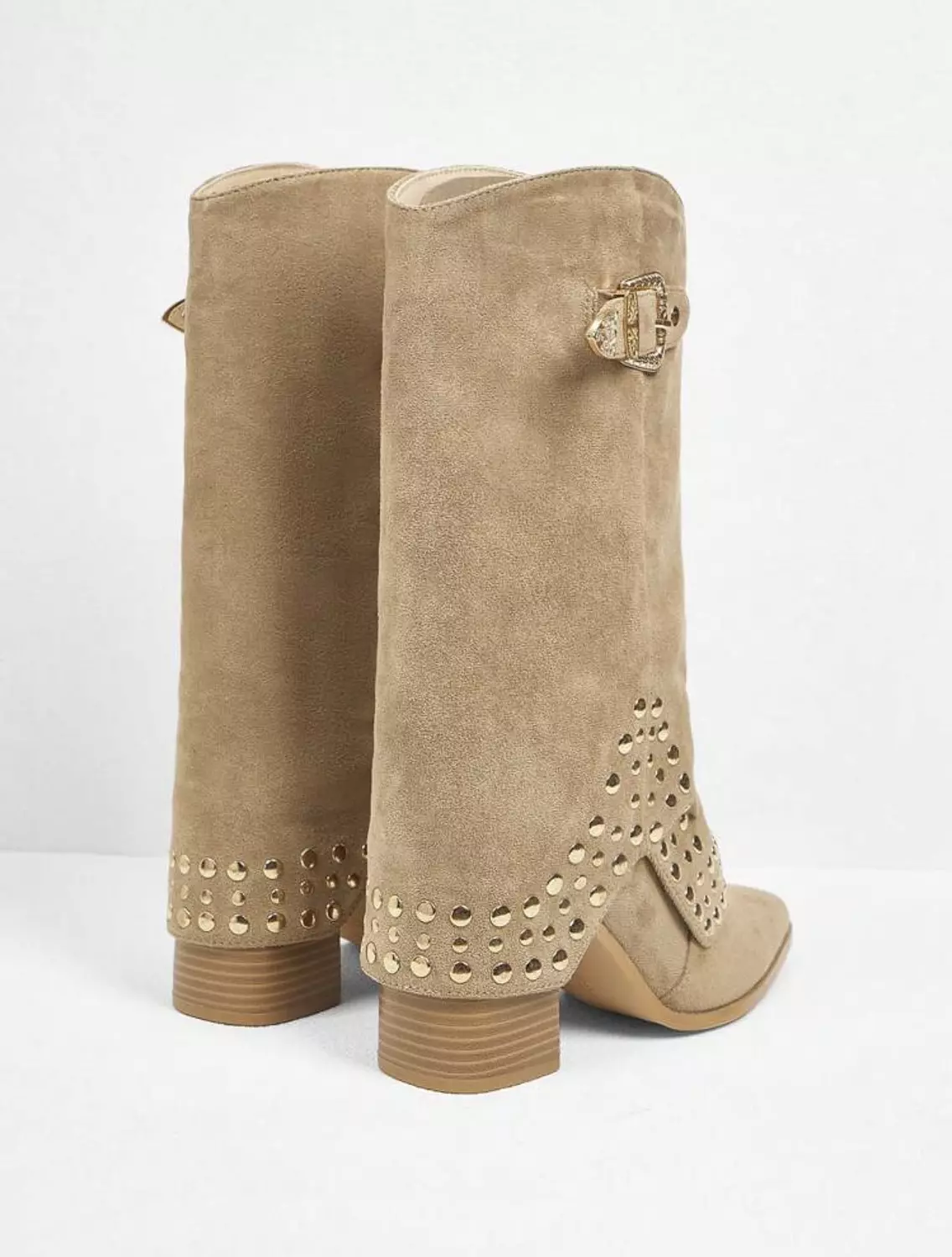 UlA boots  2