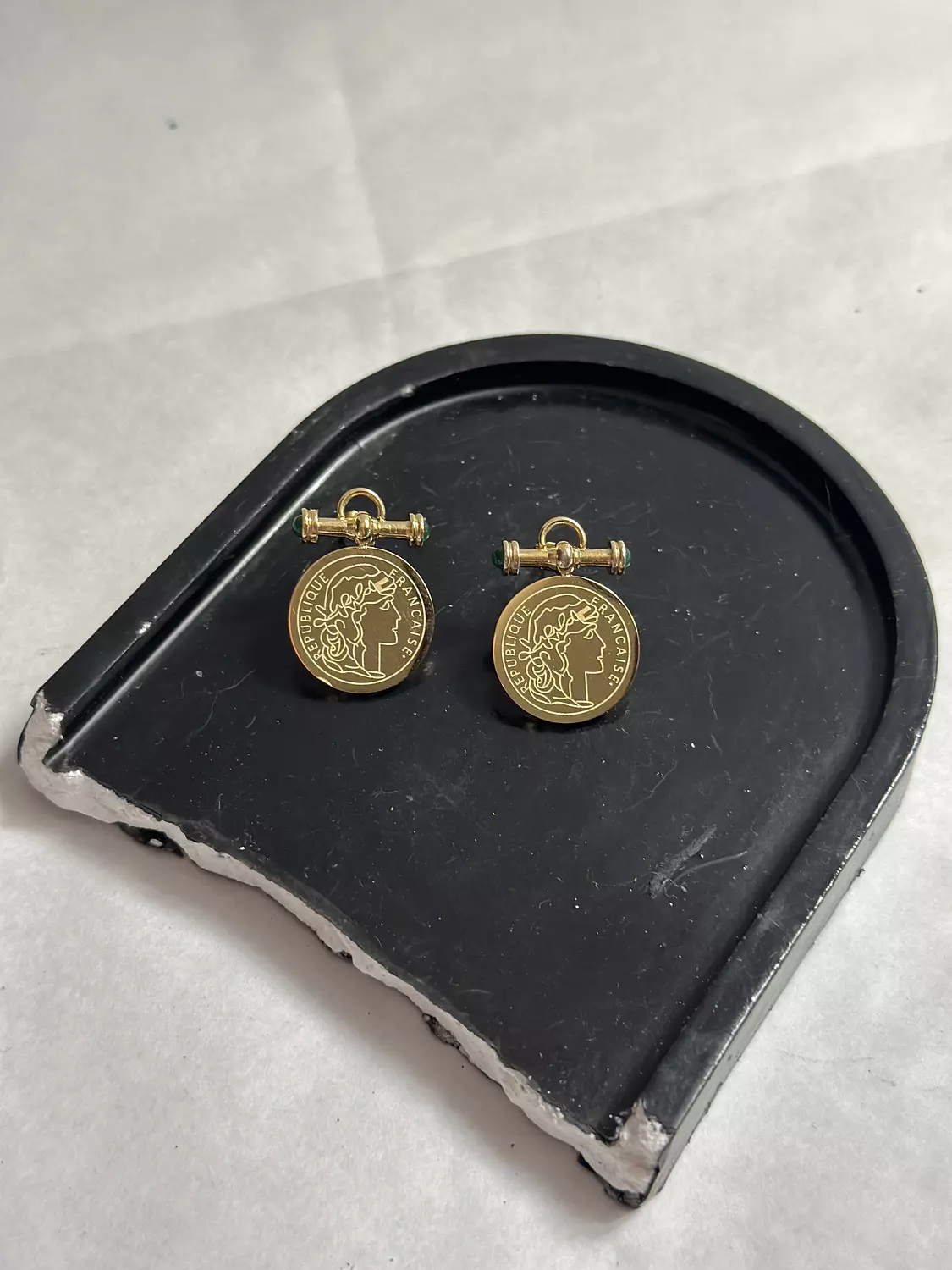 Coin Emerlad Earrings 1