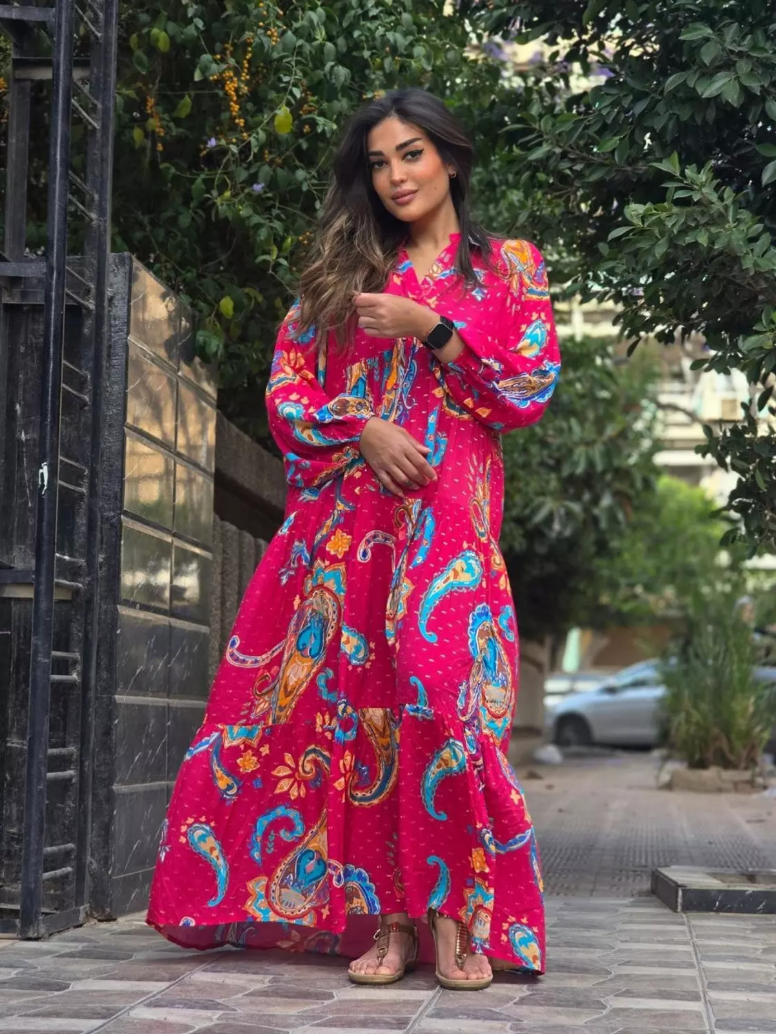 Fushia multicolour dress with gold shimmer 4