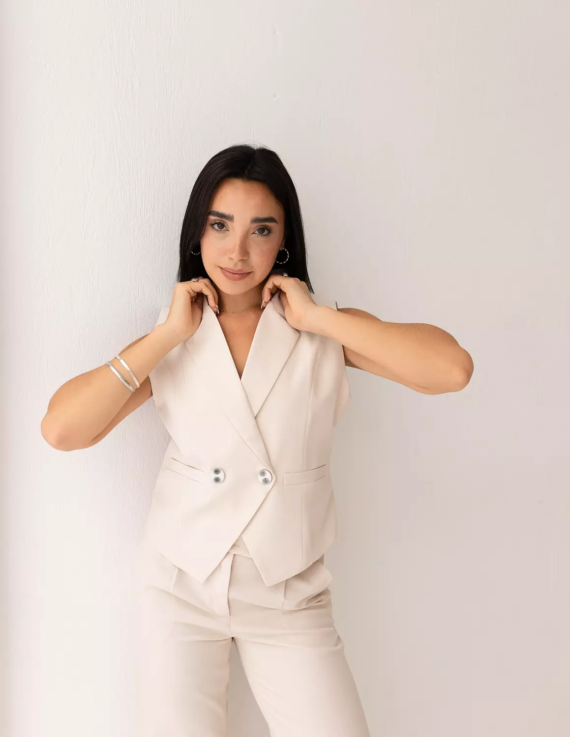 Soft Cream double breasted cropped vest  5