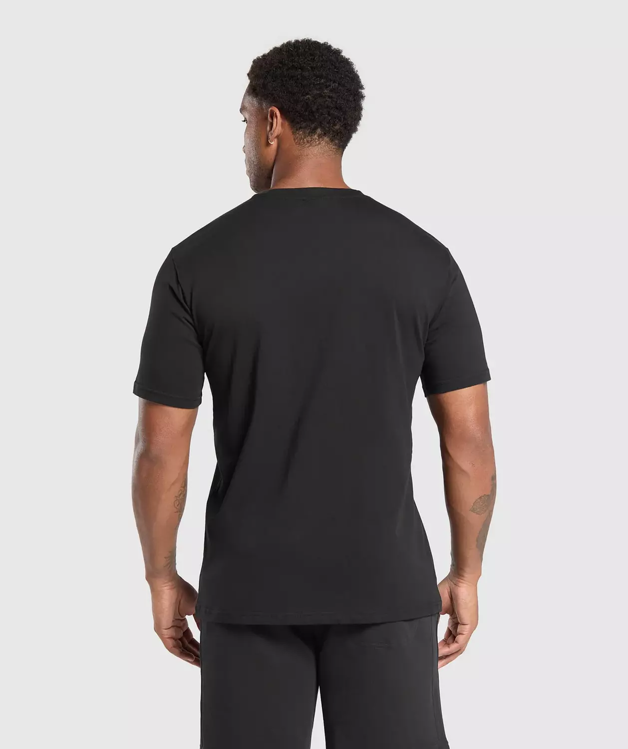 CREST T-SHIRT GYM SHARK black  hover image