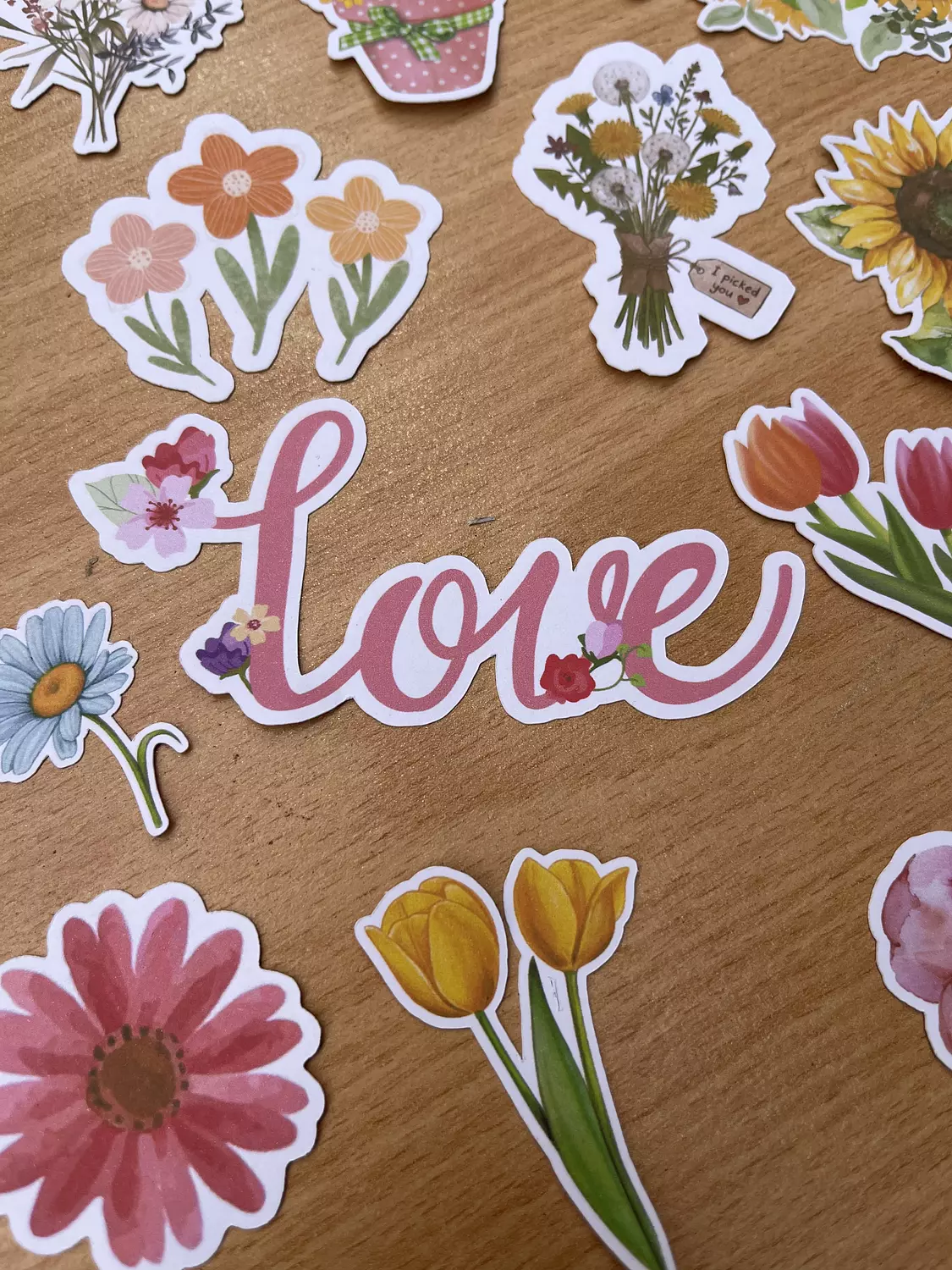 بوكس الاستيكرات 23