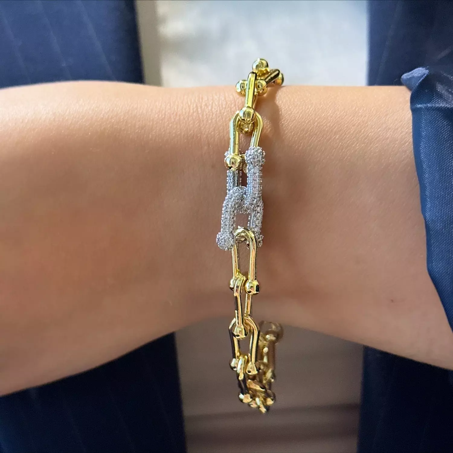 Tiffany statement  image