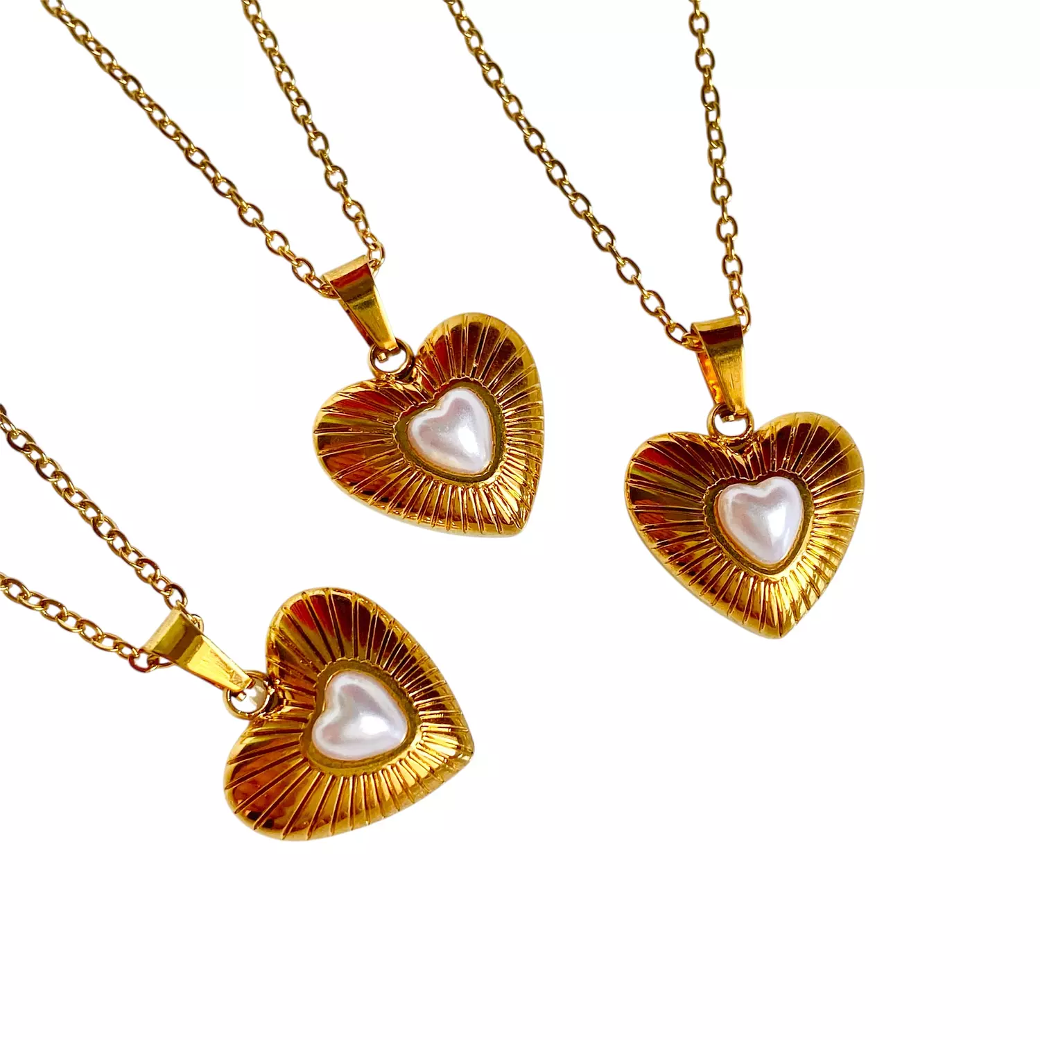 Heart shaped stainless steel necklace with pearl 🤍 1