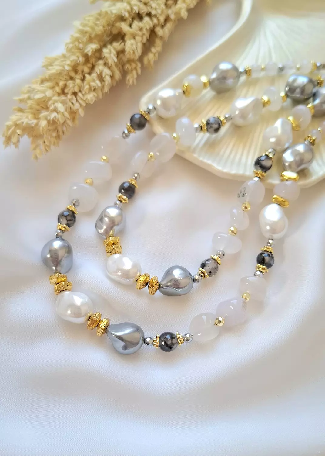 Pearl Symphony in Grey image