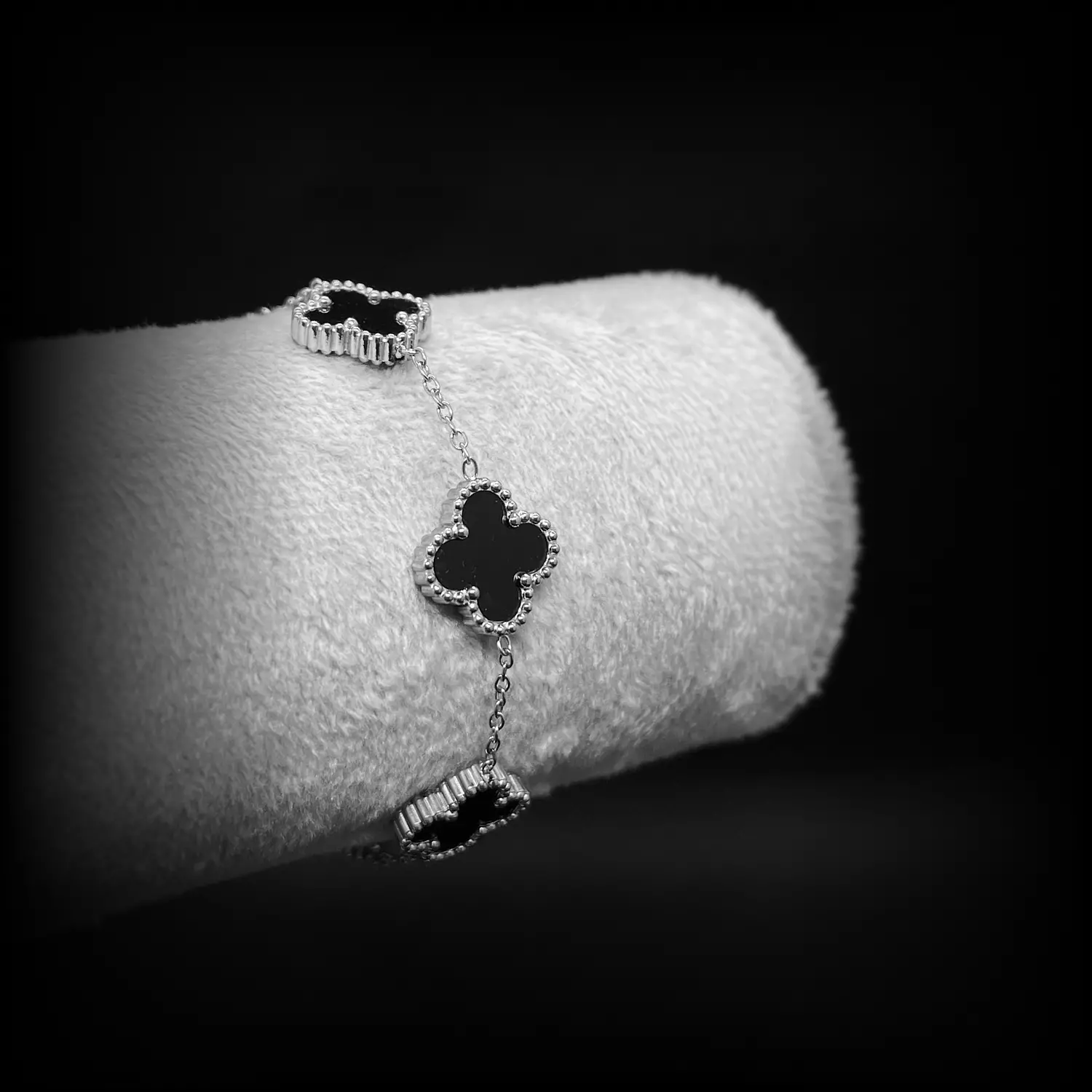 Van Cleef Bracelet image